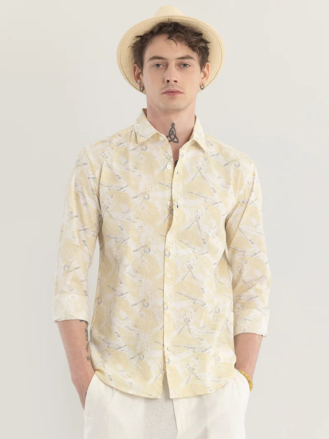 

Snitch Yellow Straight Skinny Fit Abstract Printed Cotton Casual Shirt