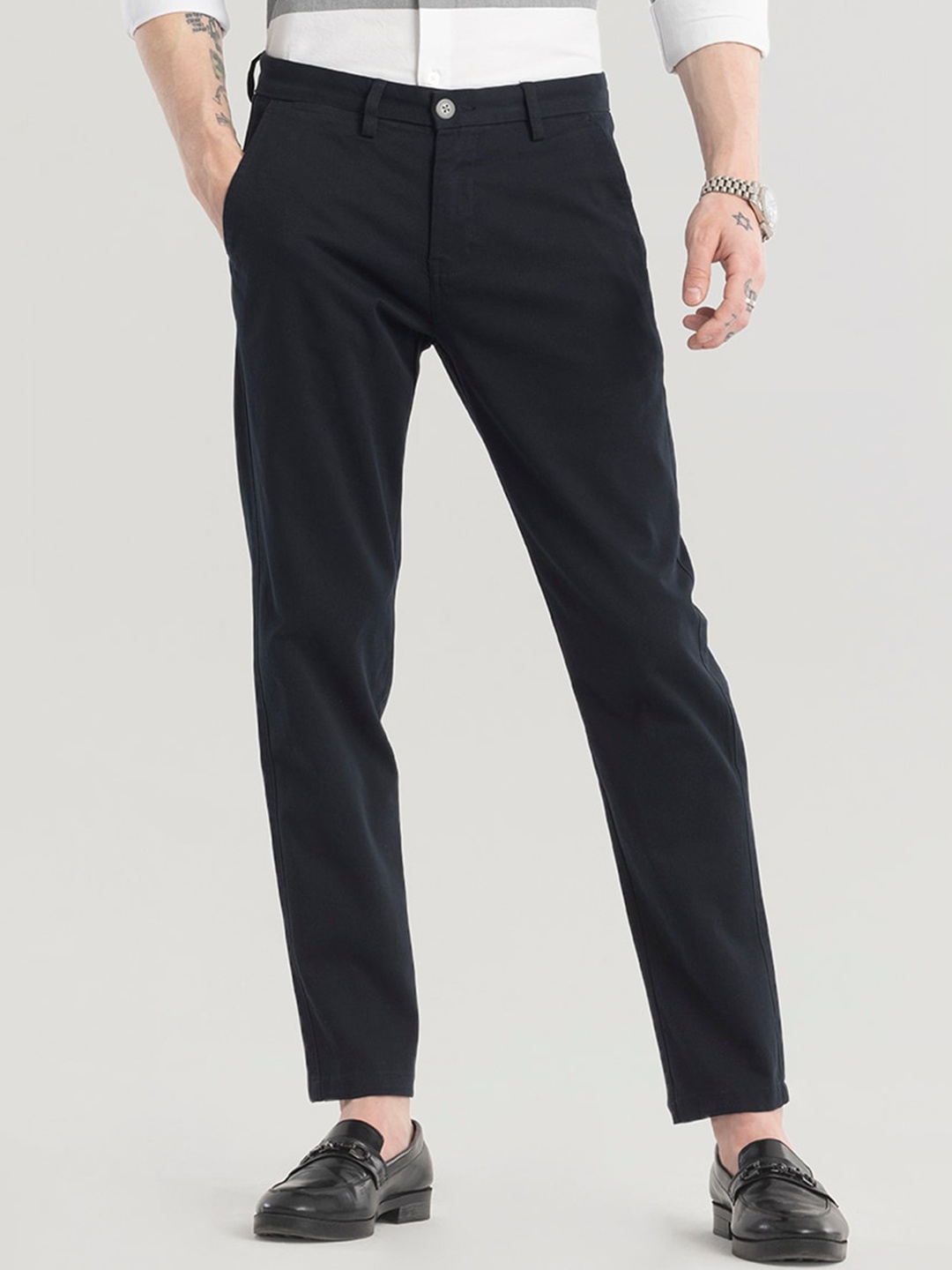 

Snitch Men Navy Blue Slim Fit Mid-Rise Cotton Formal Trousers
