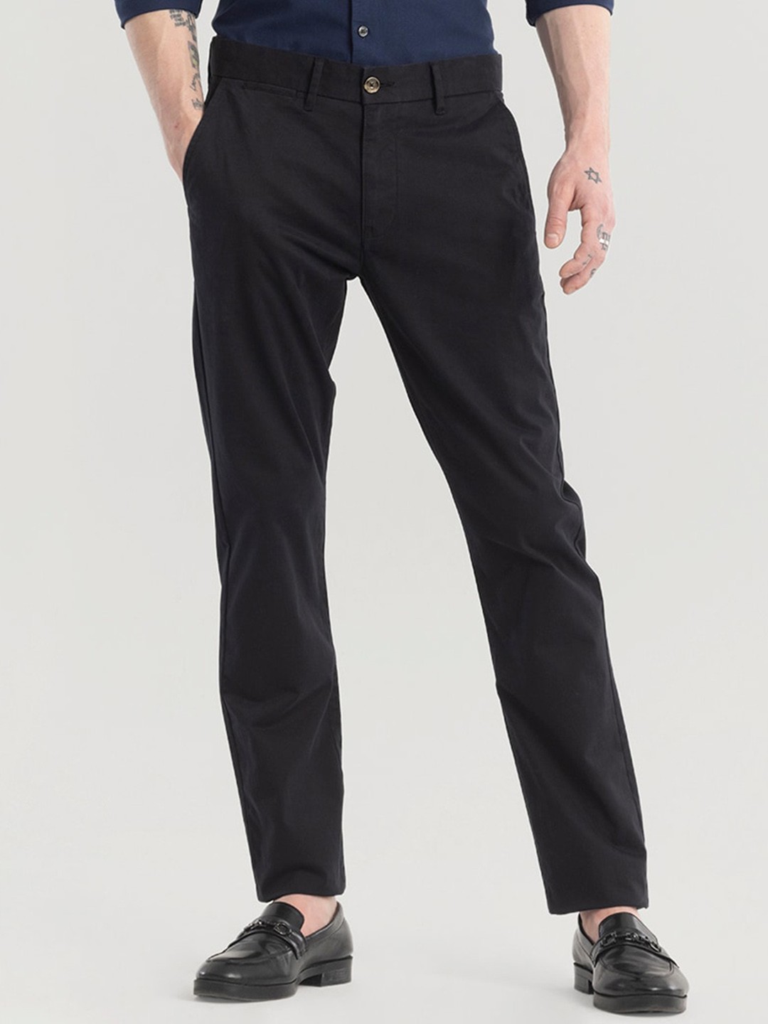 

Snitch Men Black Slim Fit Mid-Rise Cotton Formal Trousers