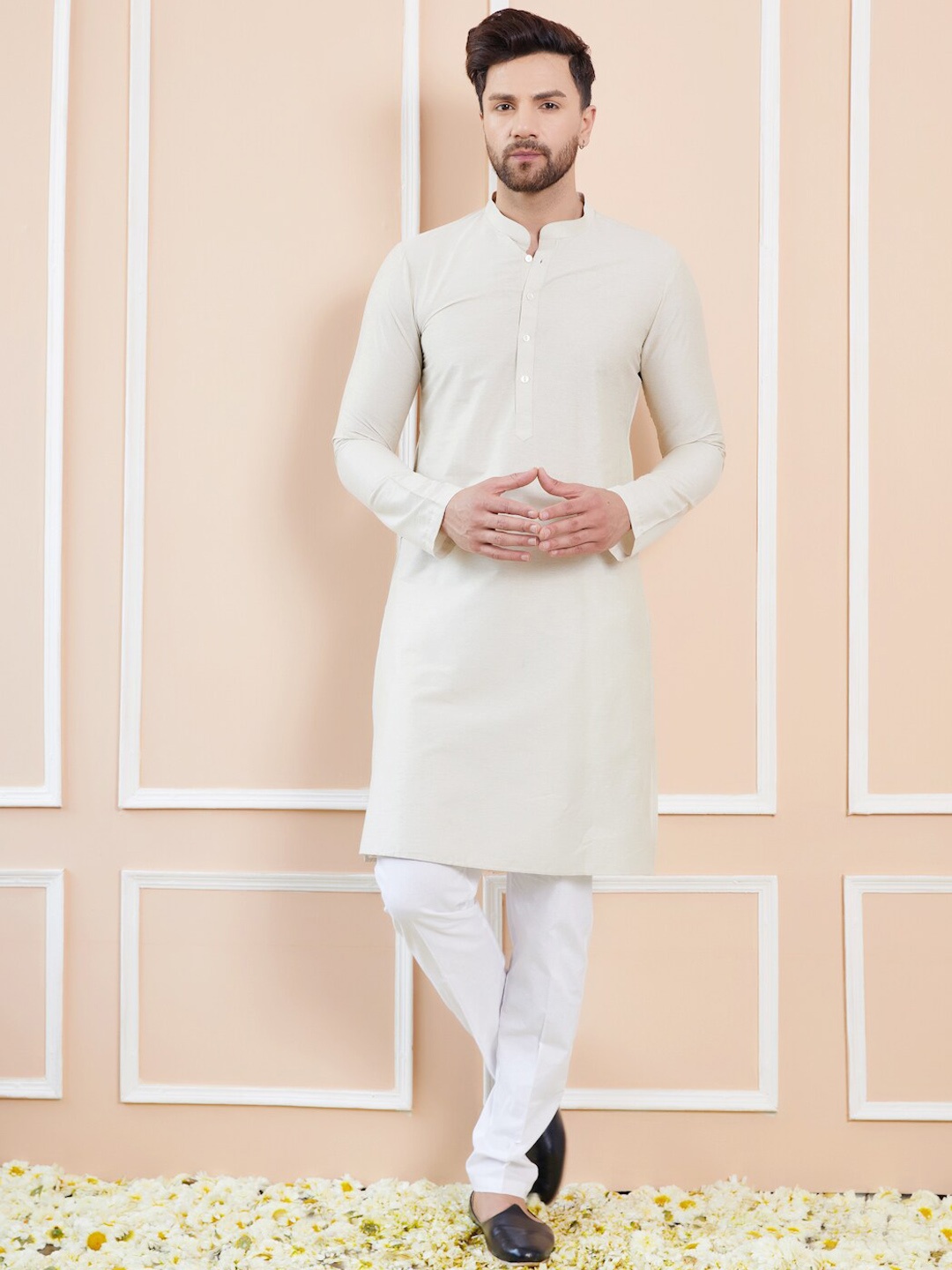 

See Designs Mandarin Collar Long Sleeves Pure Cotton Straight Kurta With Pyjamas, Cream