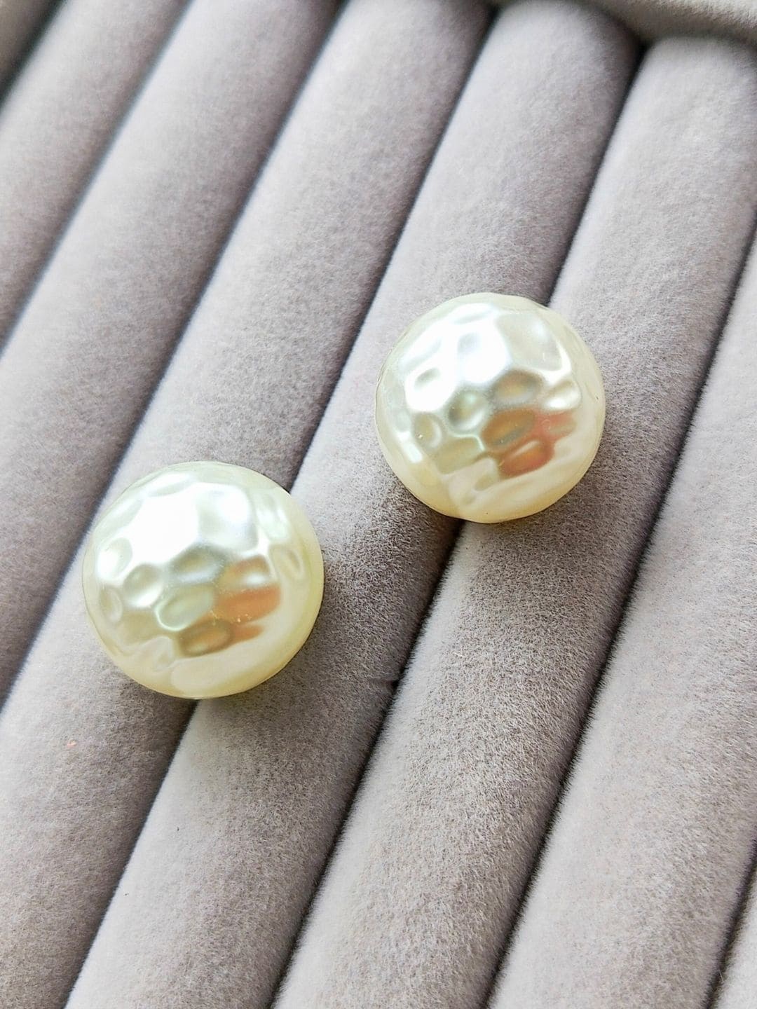 

DressBerry Gold Toned Artificial Beads Gold Plated Studs Earrings