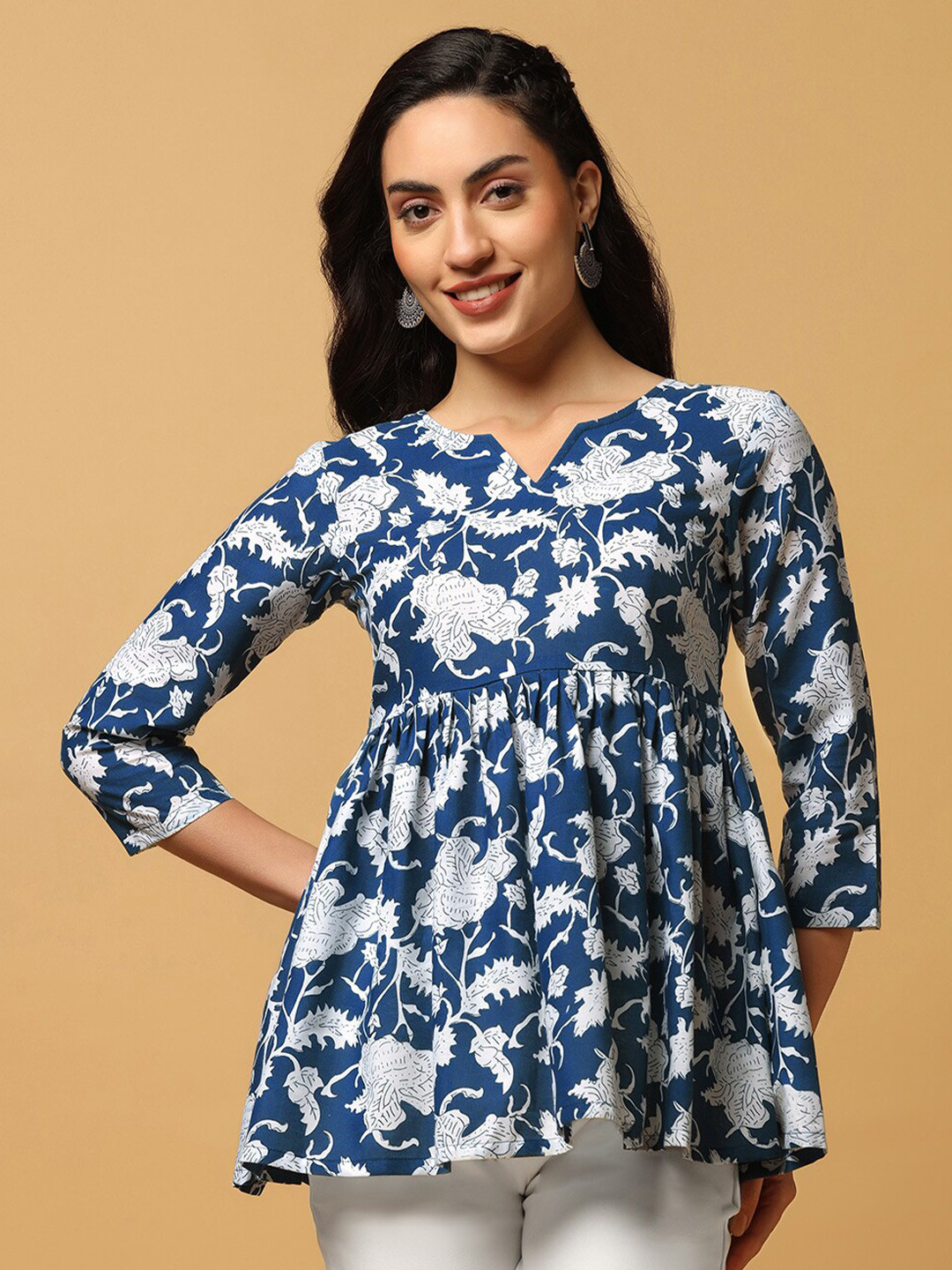 

FASHION DREAM Floral Print Round Neck Cotton Empire Top, Blue