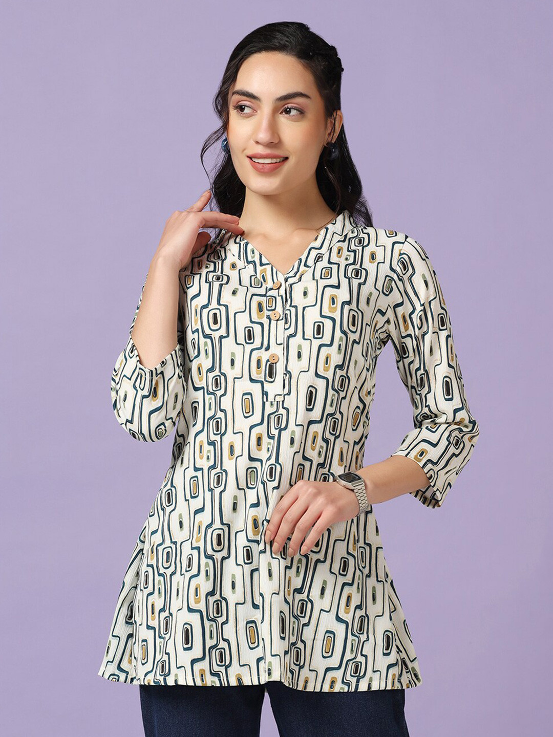 

FASHION DREAM Abstract Print V-Neck Three-Quarter Sleeves Top, Off white