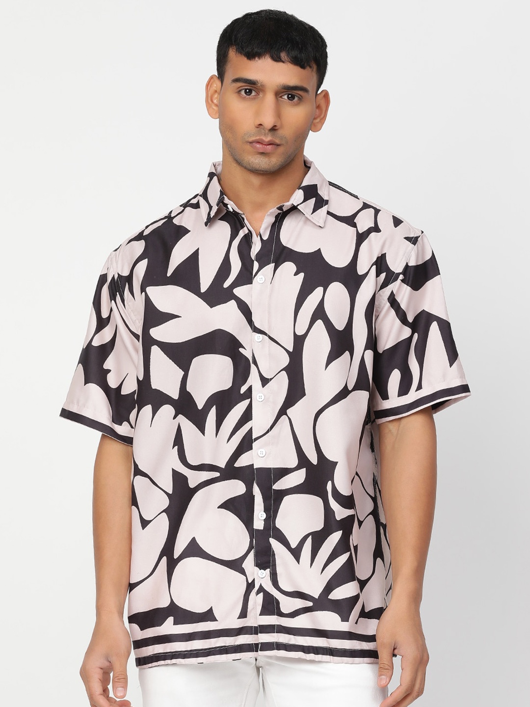 

HEMSTERS Comfort Abstract Printed Cotton Casual Shirt, Black