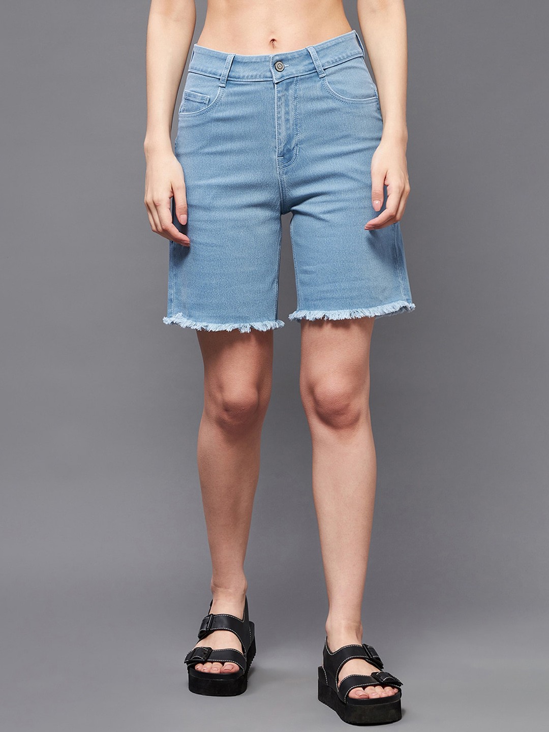

Miss Chase Women High-Rise Denim Denim Shorts, Blue