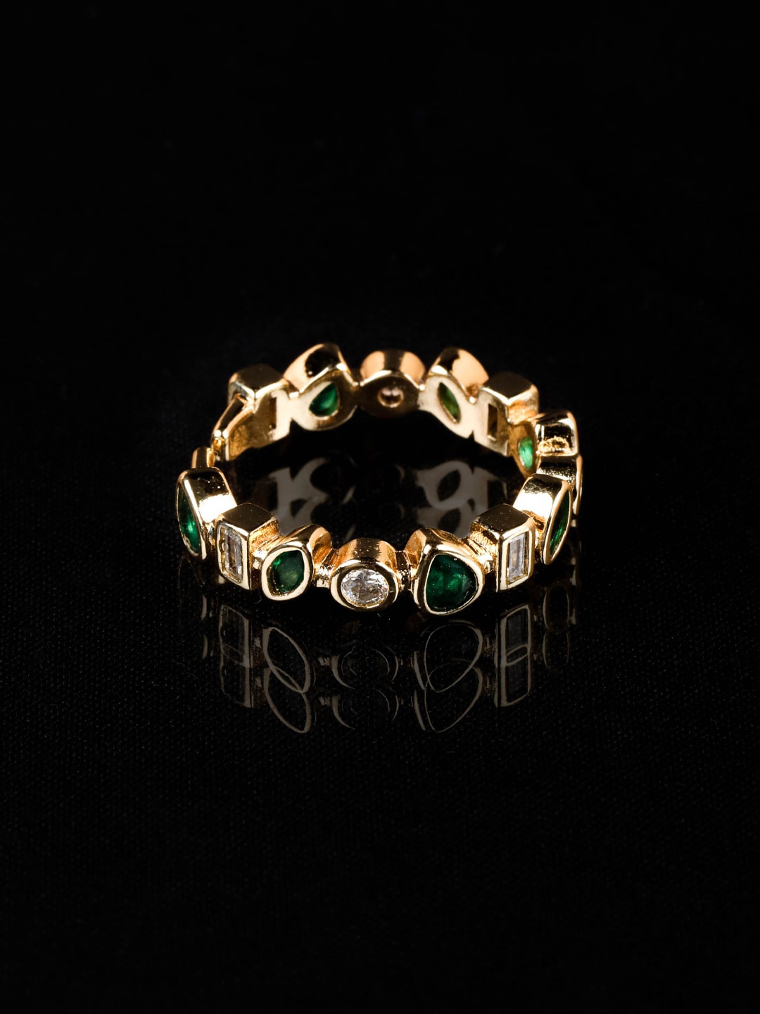 

SWASHAA Gold-Plated Artificial Stones-Studded Finger Ring