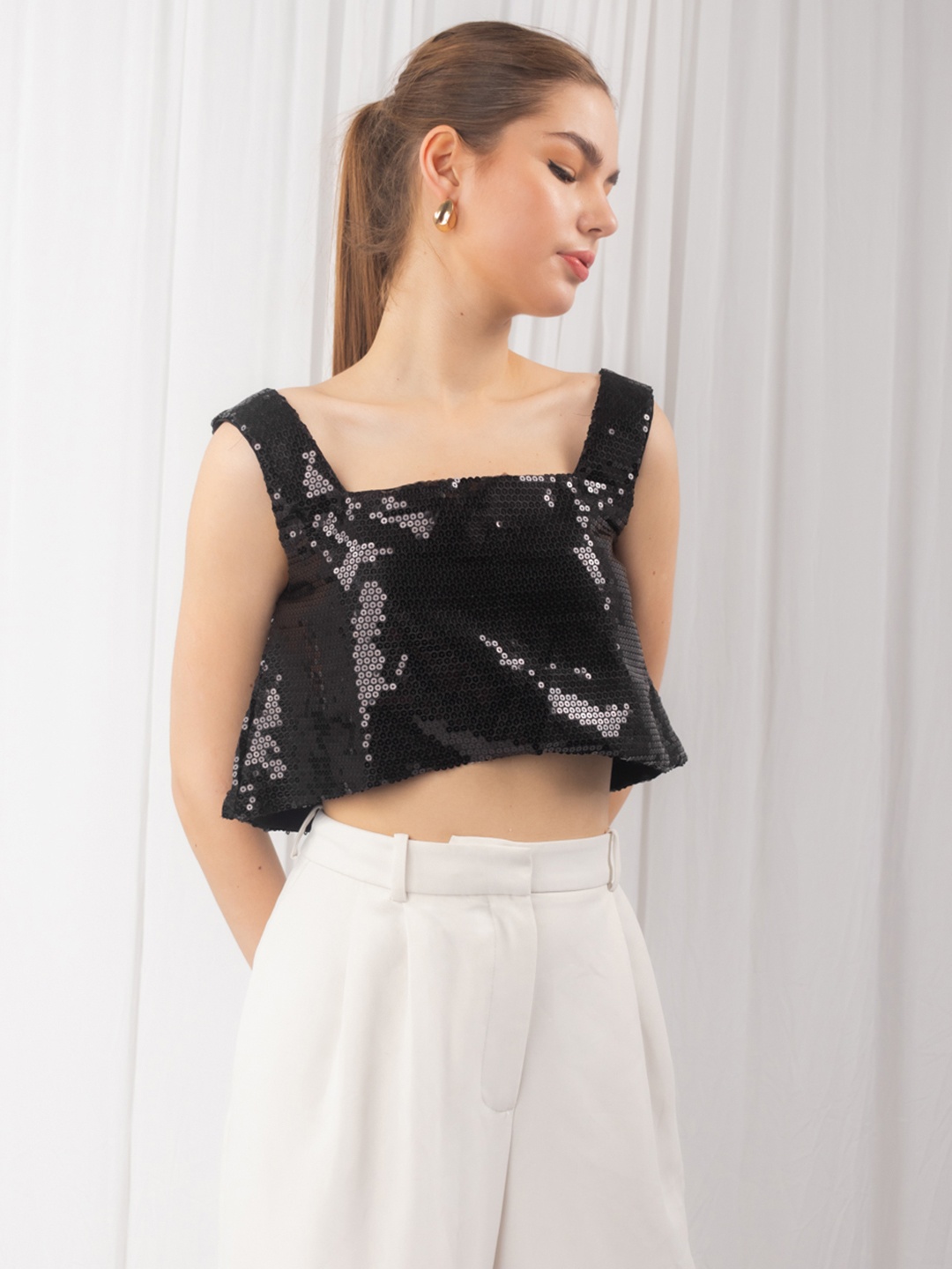 

Stylecast X Hersheinbox Embellished Crop Top, Black