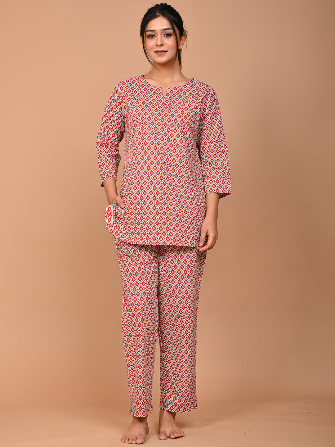 

MISS REKHA Printed Pure Cotton Night suit, Maroon