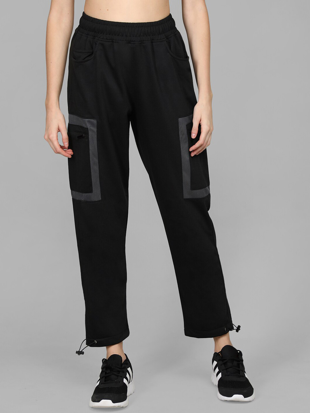 

The Roadster Lifestyle Co. Women Mid-Rise Track Pant, Black