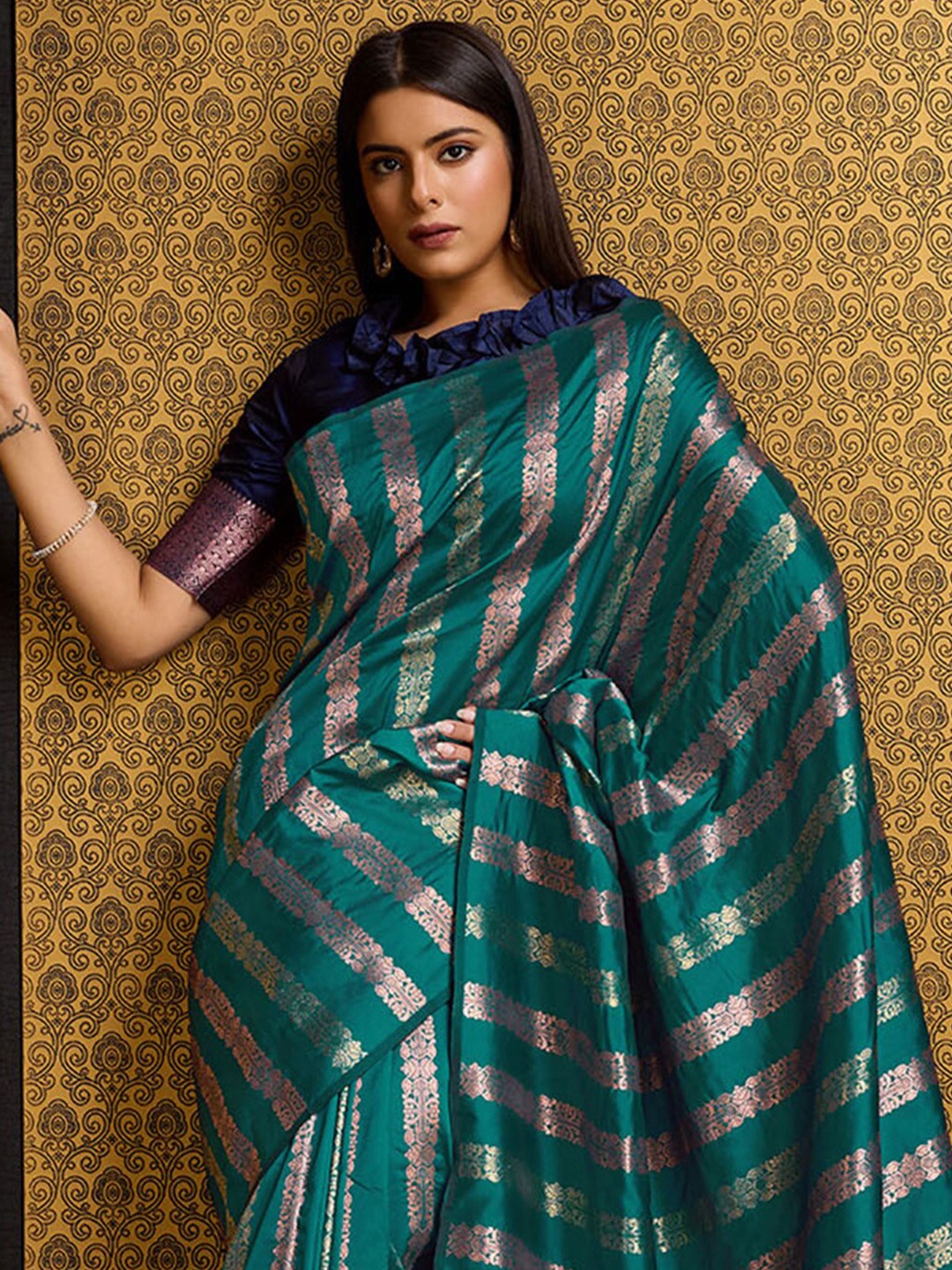 

Ishin Striped Zari Silk Blend Banarasi Saree, Turquoise blue