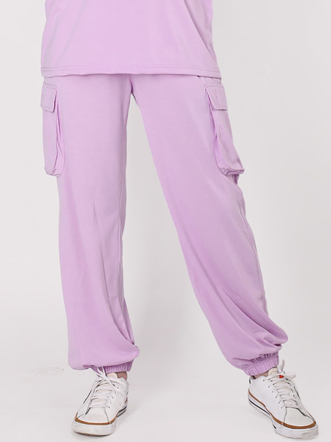 

The Roadster Lifestyle Co. Women Lavender Mid-Rise Regular Fit Joggers