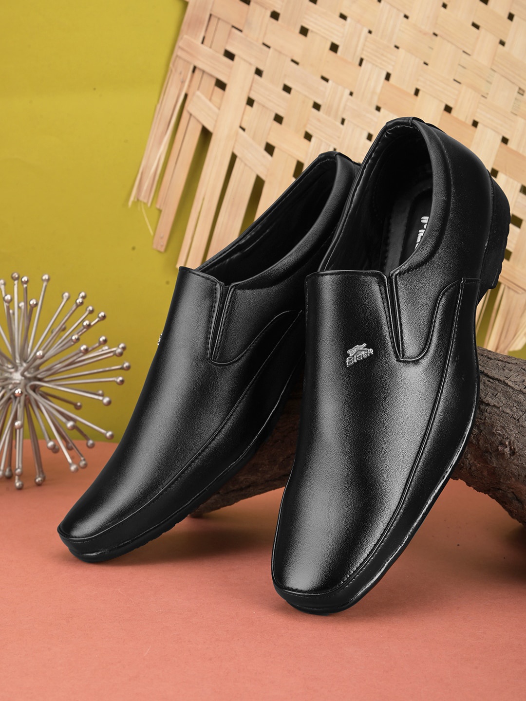 

IMCOLUS Men Formal Slip-on Shoes, Black