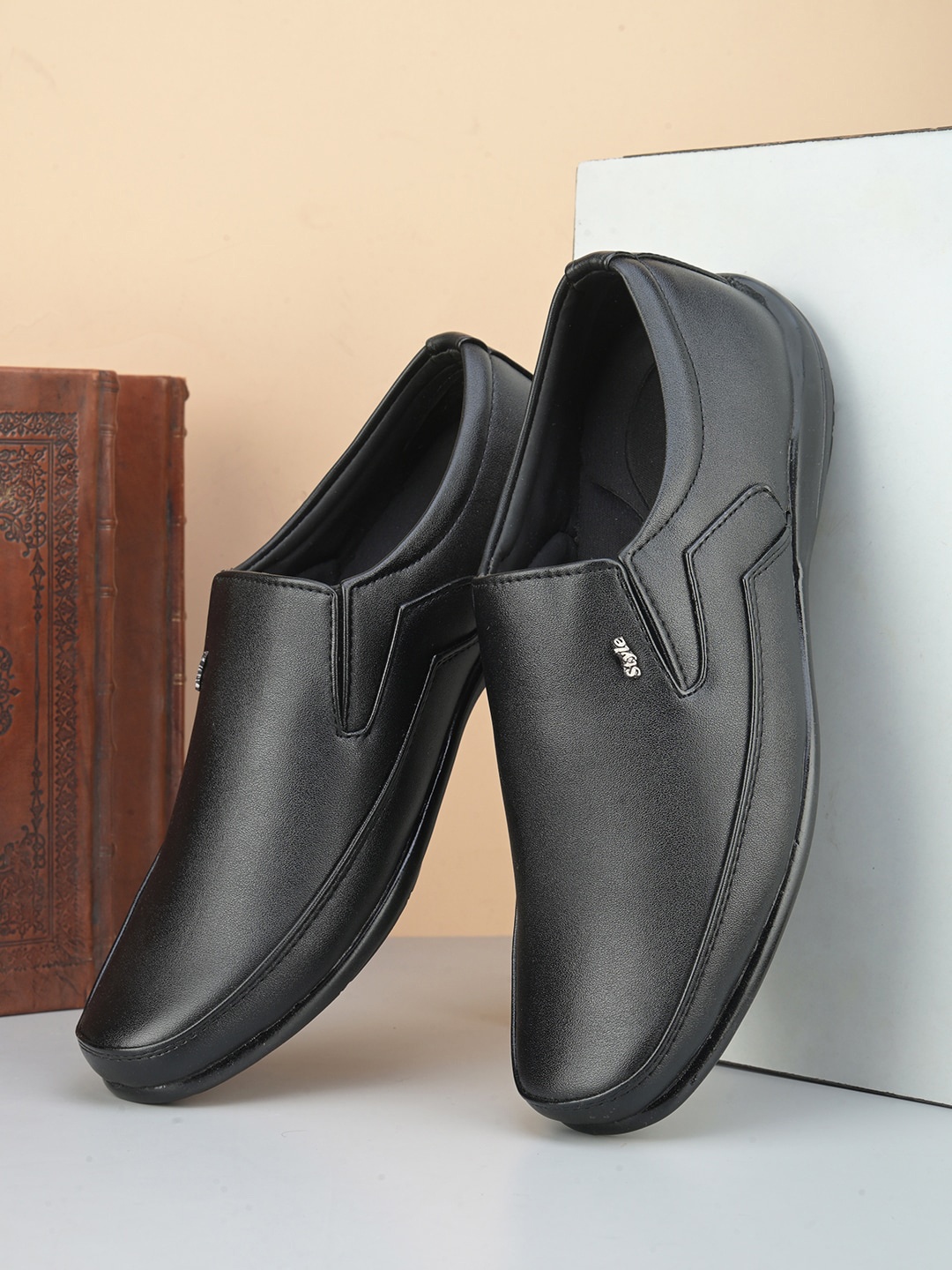 

IMCOLUS Men Formal Slip-on Shoes, Black