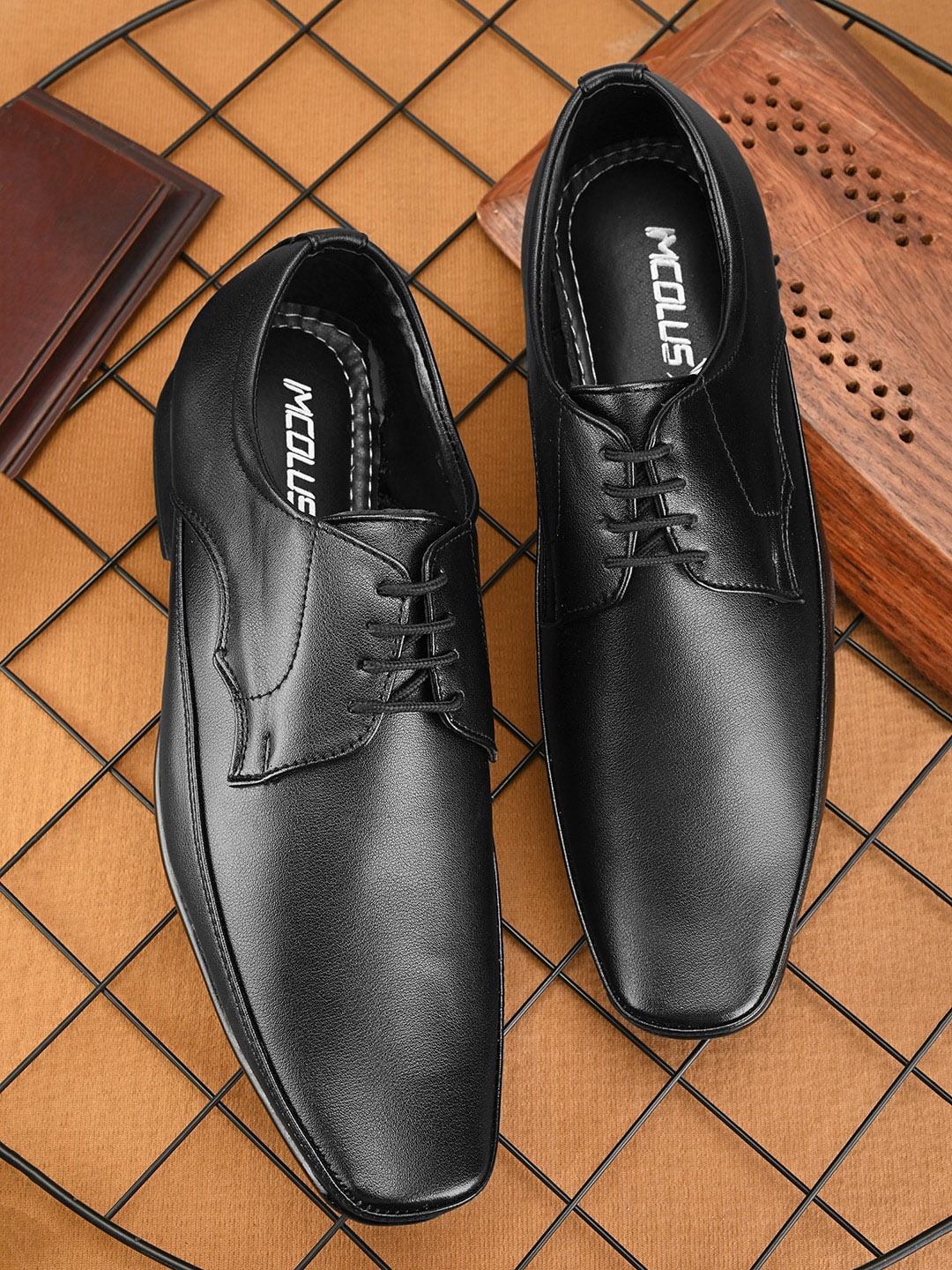 

IMCOLUS Men Formal Square-Toe Derby Shoes, Black
