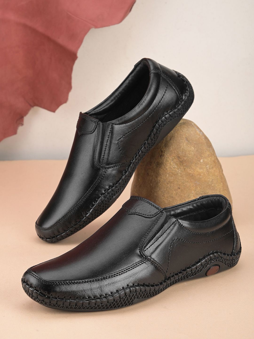 

IMCOLUS Men Leather Formal Slip-On Shoes, Black