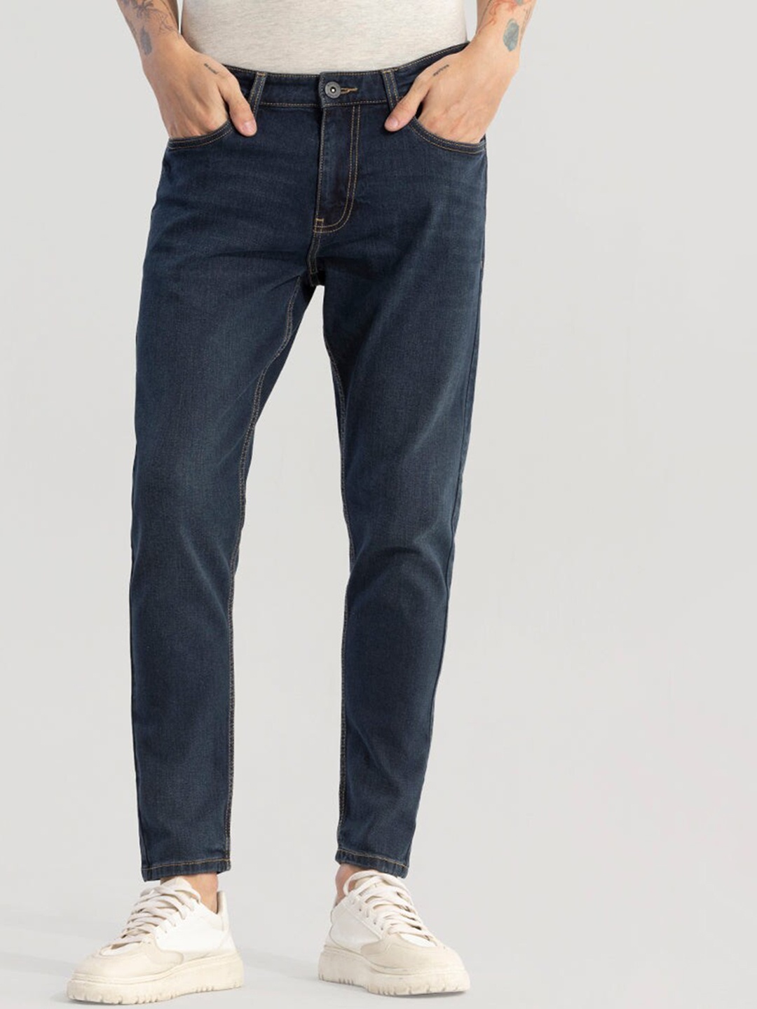 

Snitch Black Men Smart Skinny Fit Light Fade Stretchable Jeans
