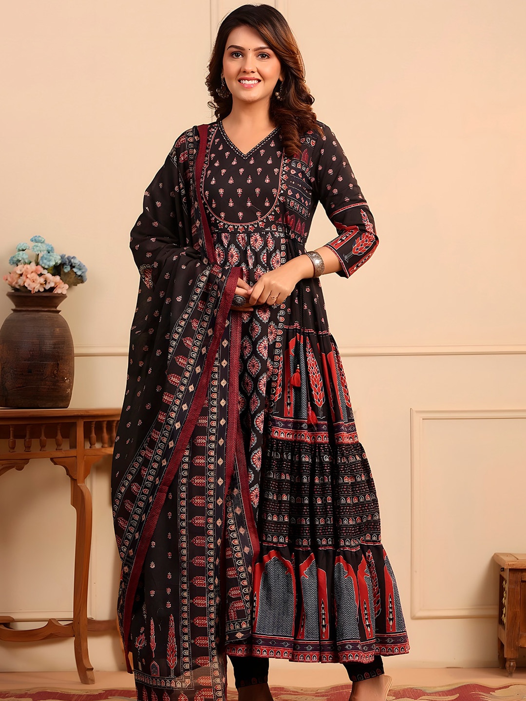 

KALINI Ethnic Motifs Printed Regular Sequinned Pure Cotton Kurta with Trouser & Dupatta, Black