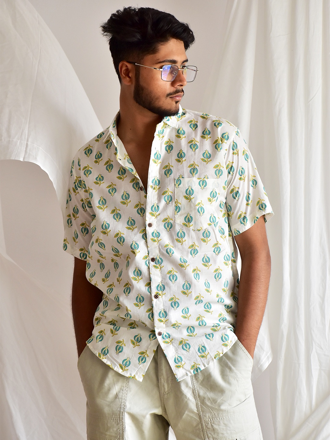 

Sundarii Comfort Floral Printed Cotton Casual Shirt, White