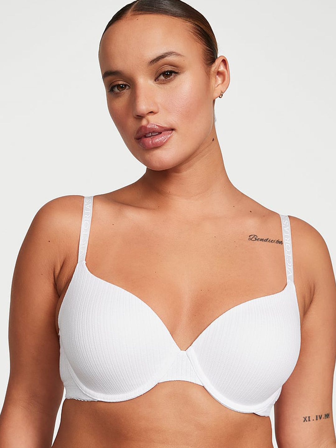 

Victoria's Secret The T-shirt Self Design Lightly Padded T-shirt Bra With All Day Comfort, White