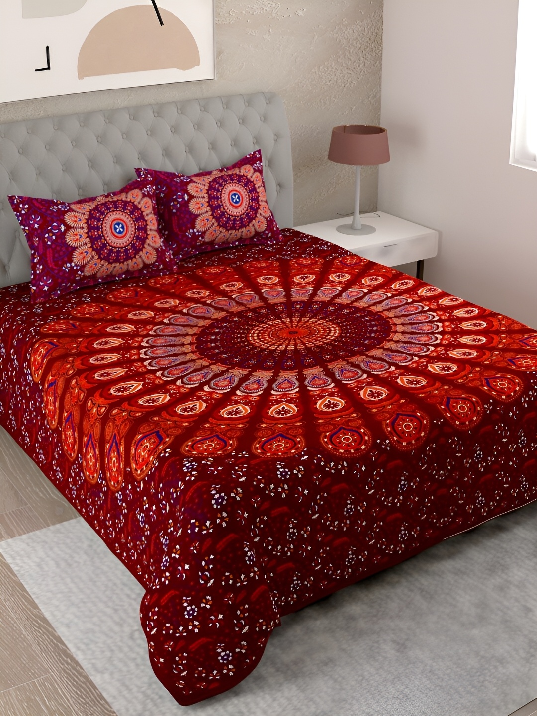 

Aura Maroon & Red Ethnic Motifs 144 TC Cotton King Bedsheet With 2 Pillow Covers