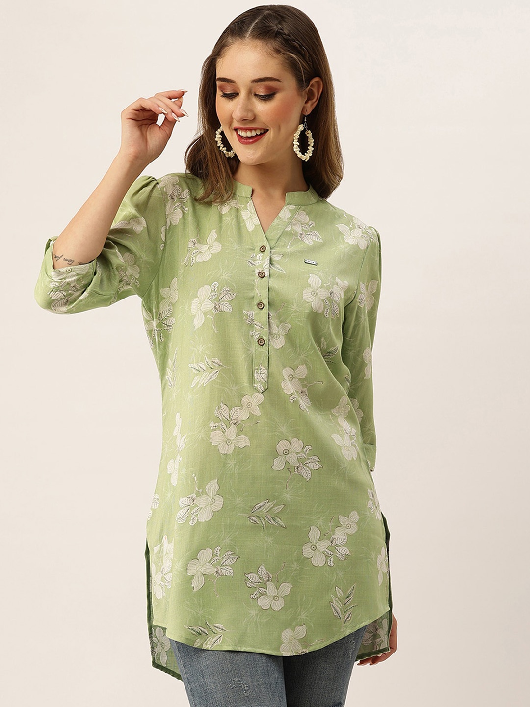 

ODETTE Floral Printed Mandarin Collar Stitched Short Kurta, Green
