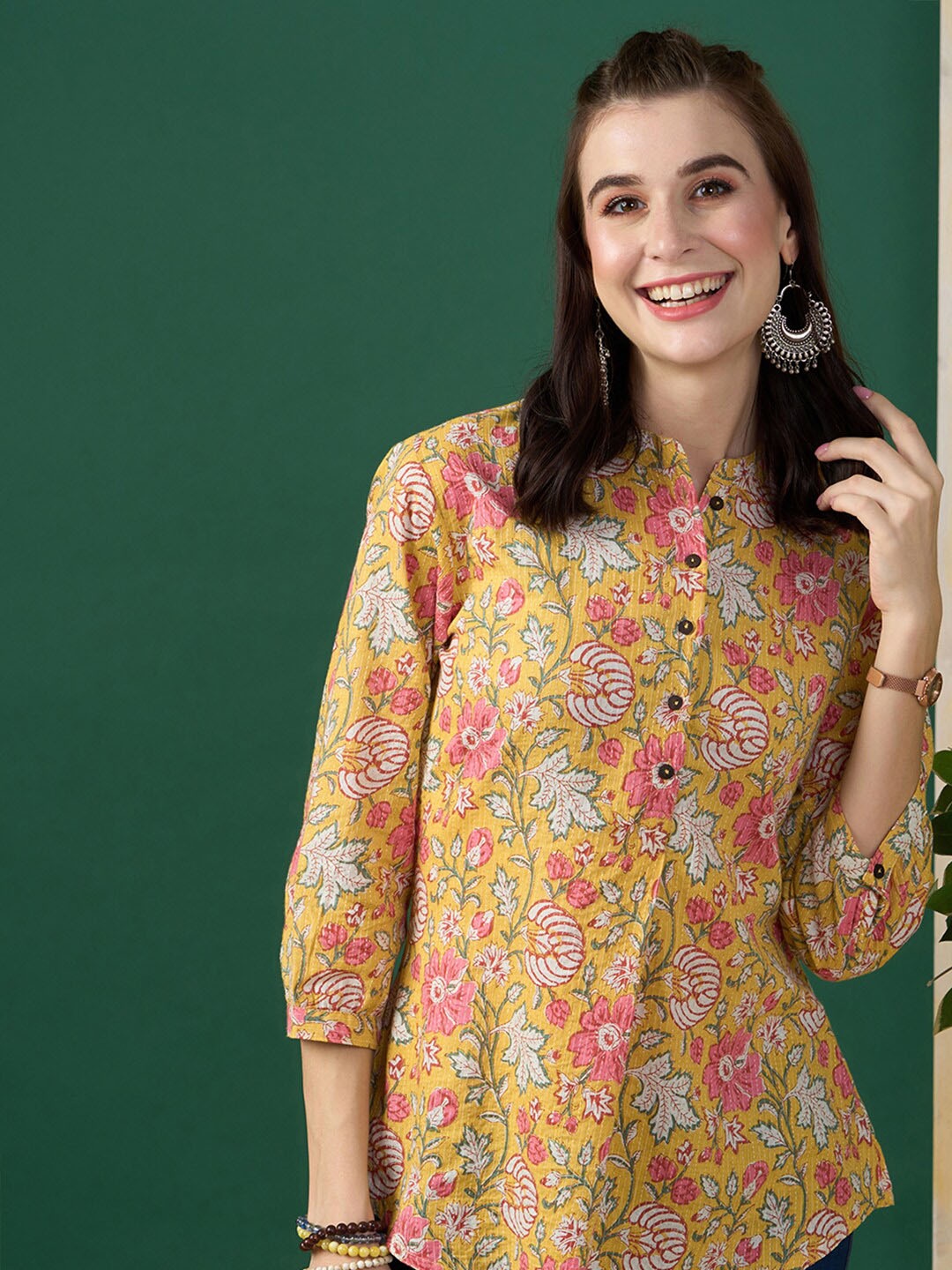 

ODETTE Floral Printed Cotton A-Line Short Kurta, Mustard