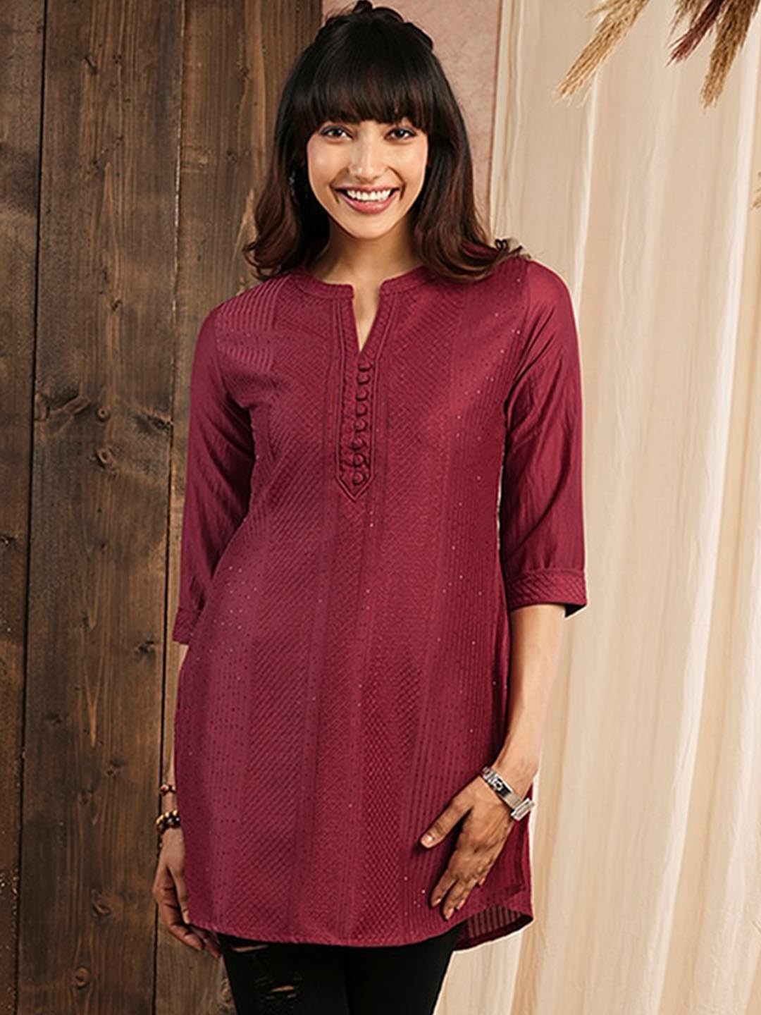 

ODETTE Striped Mandarin Collar Chanderi Silk A-Line Kurta, Red