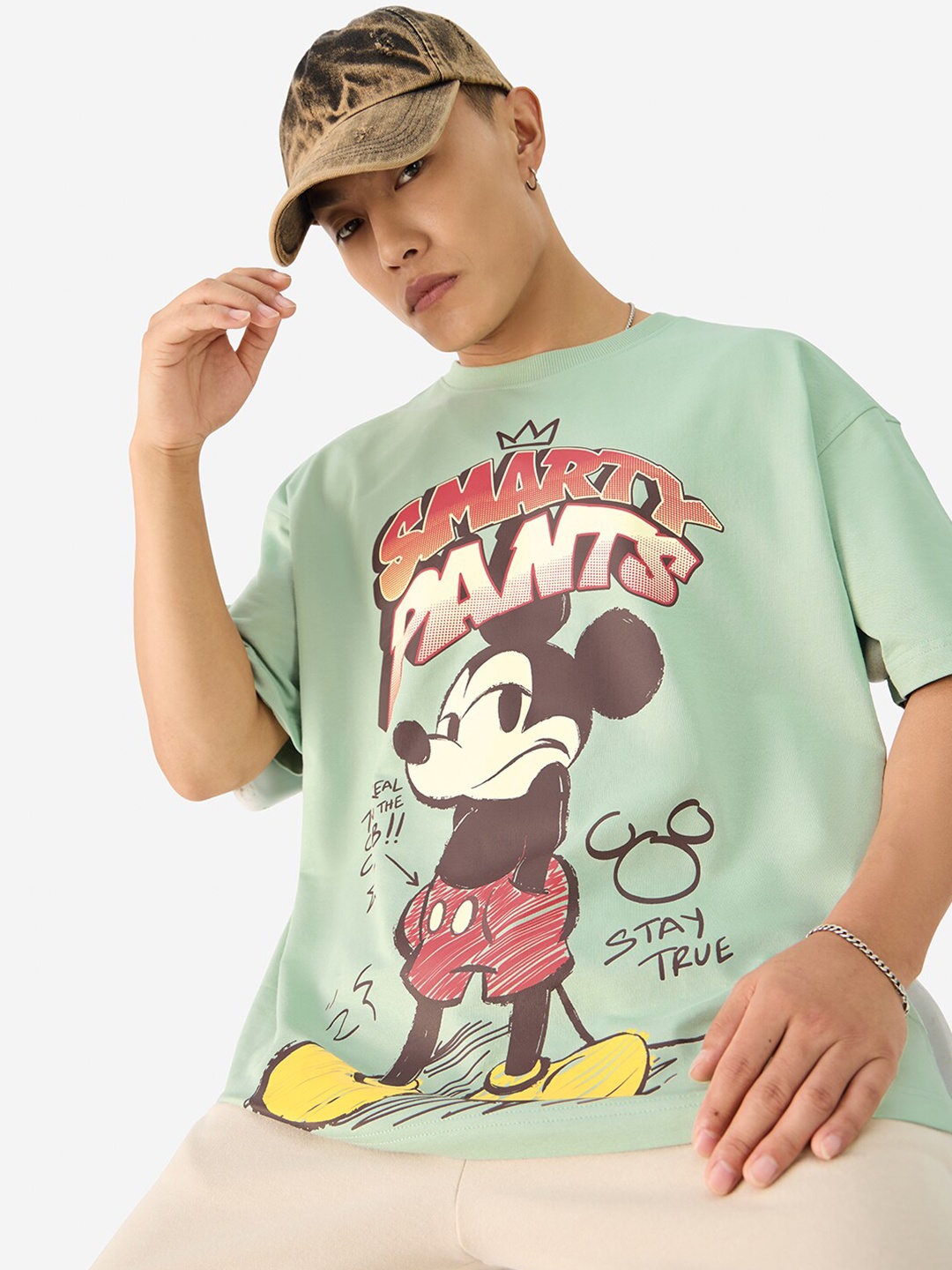 

The Souled Store Men Mickey Mouse Printed Extended Sleeves T-shirt, Green