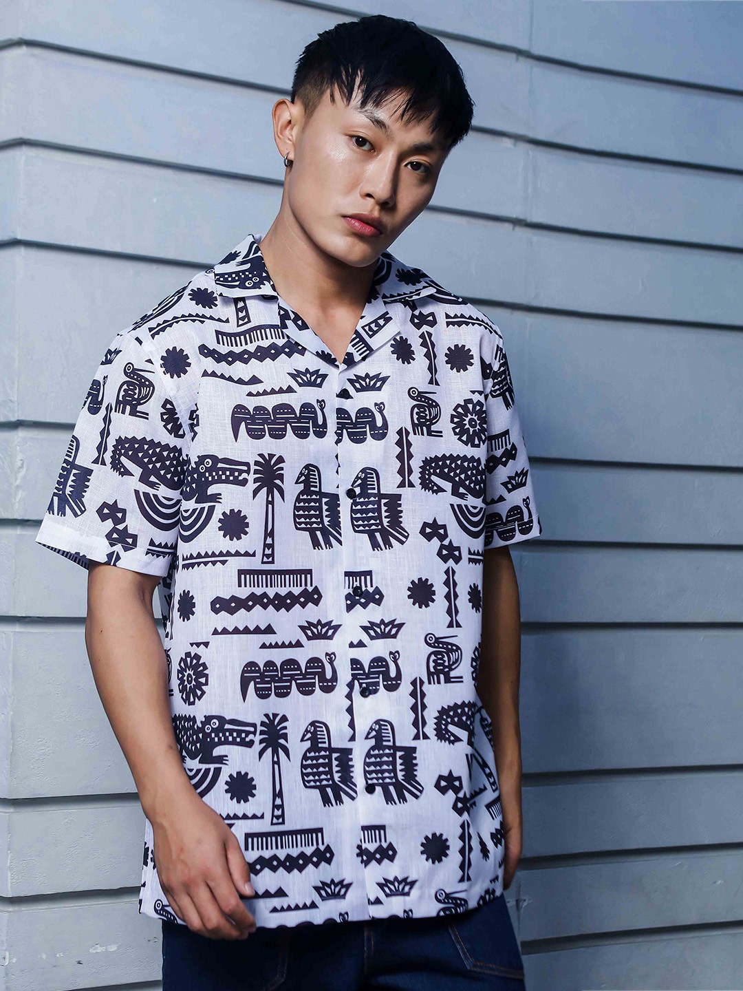 

House of Koala Unisex Abstract Printed Classic Relaxed Fit Resort Shirt, White