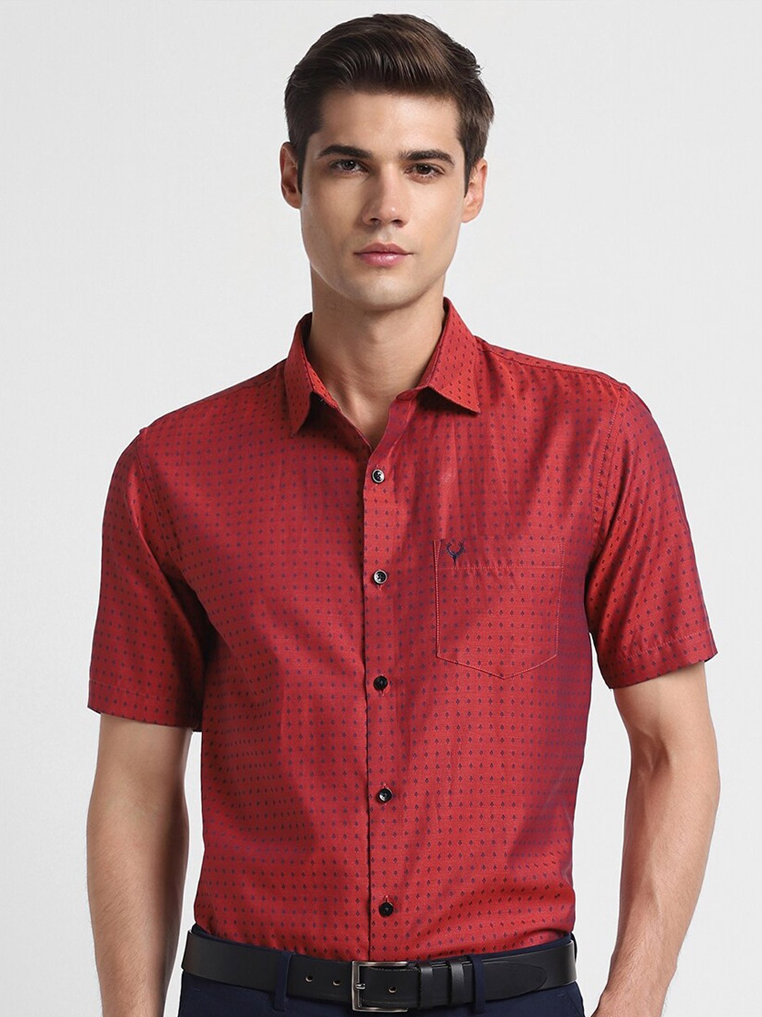 

Allen Solly Spread Collar Short Sleeves Textured Self Design Slim Fit Cotton Formal Shirt, Maroon