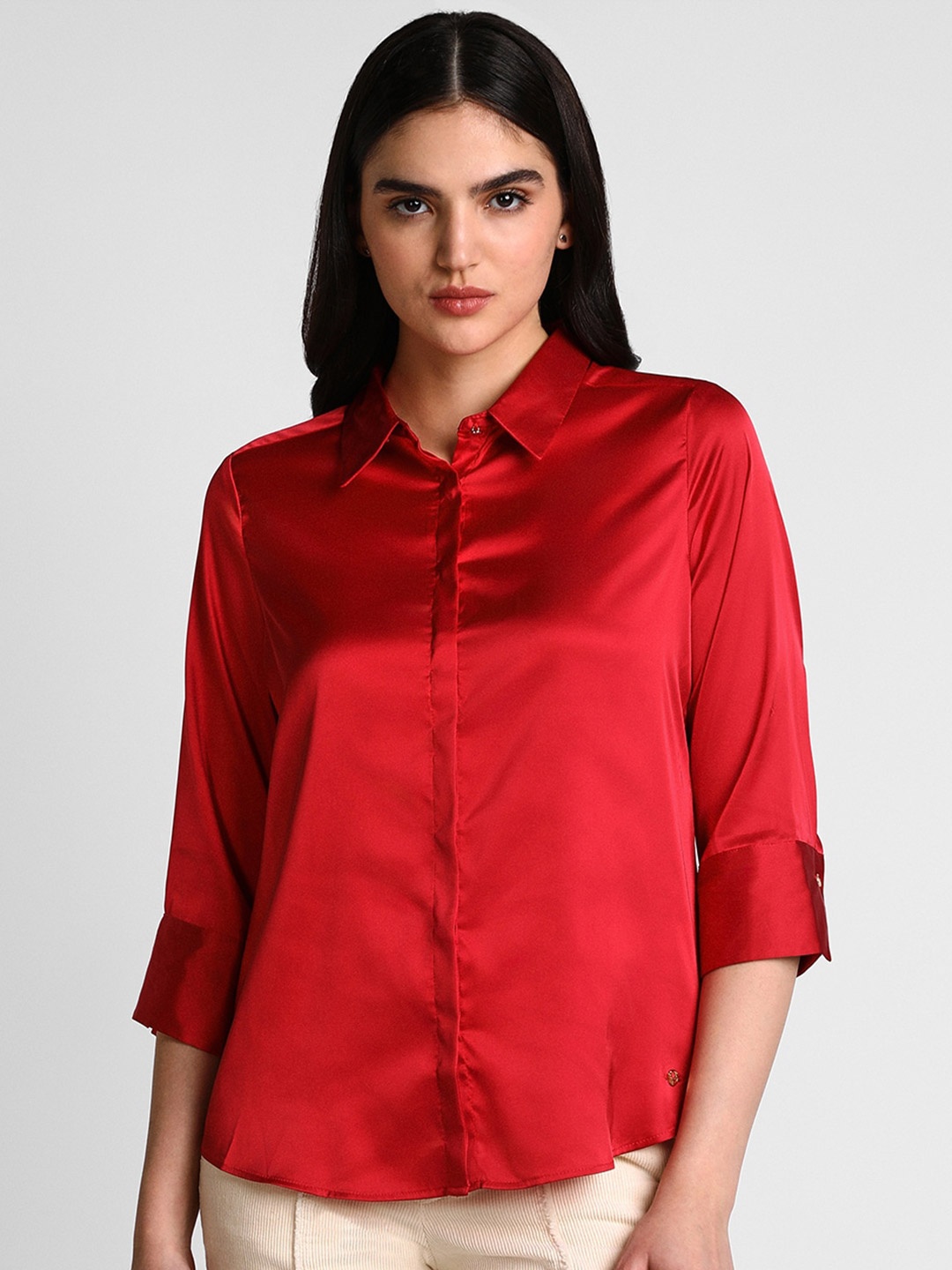 

Allen Solly Woman Spread Collar Regular Fit Solid Casual Shirt, Red