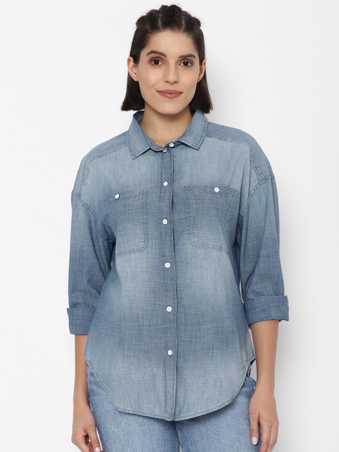 

AMERICAN EAGLE OUTFITTERS Faded Button-Up Collar Long Sleeve Denim Shirt, Blue
