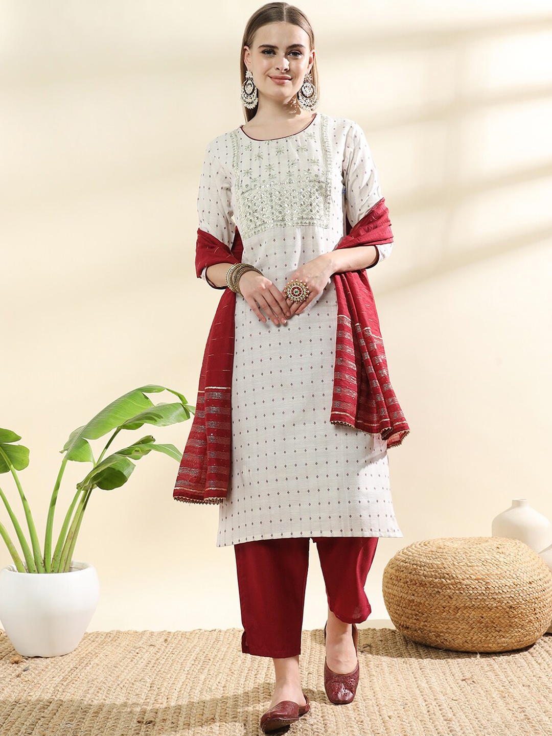 

S.K.C Geometric Embroidered Thread Work Straight Kurta With Trousers & Dupatta, Maroon