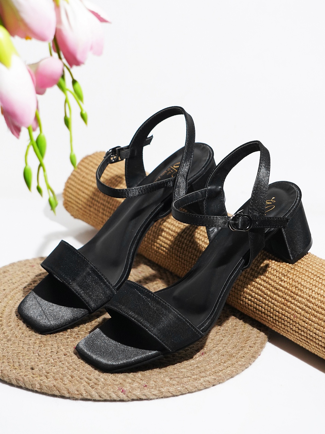 

THE WHITE POLE Open Toe Block Heels, Black