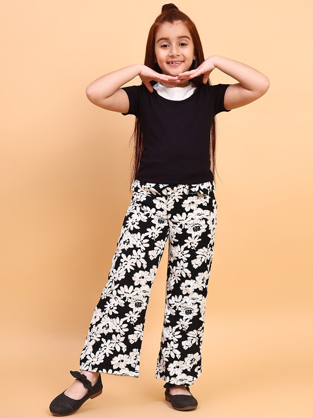 

YK Girls Round Neck Short Sleeves Top With Trouser, Black