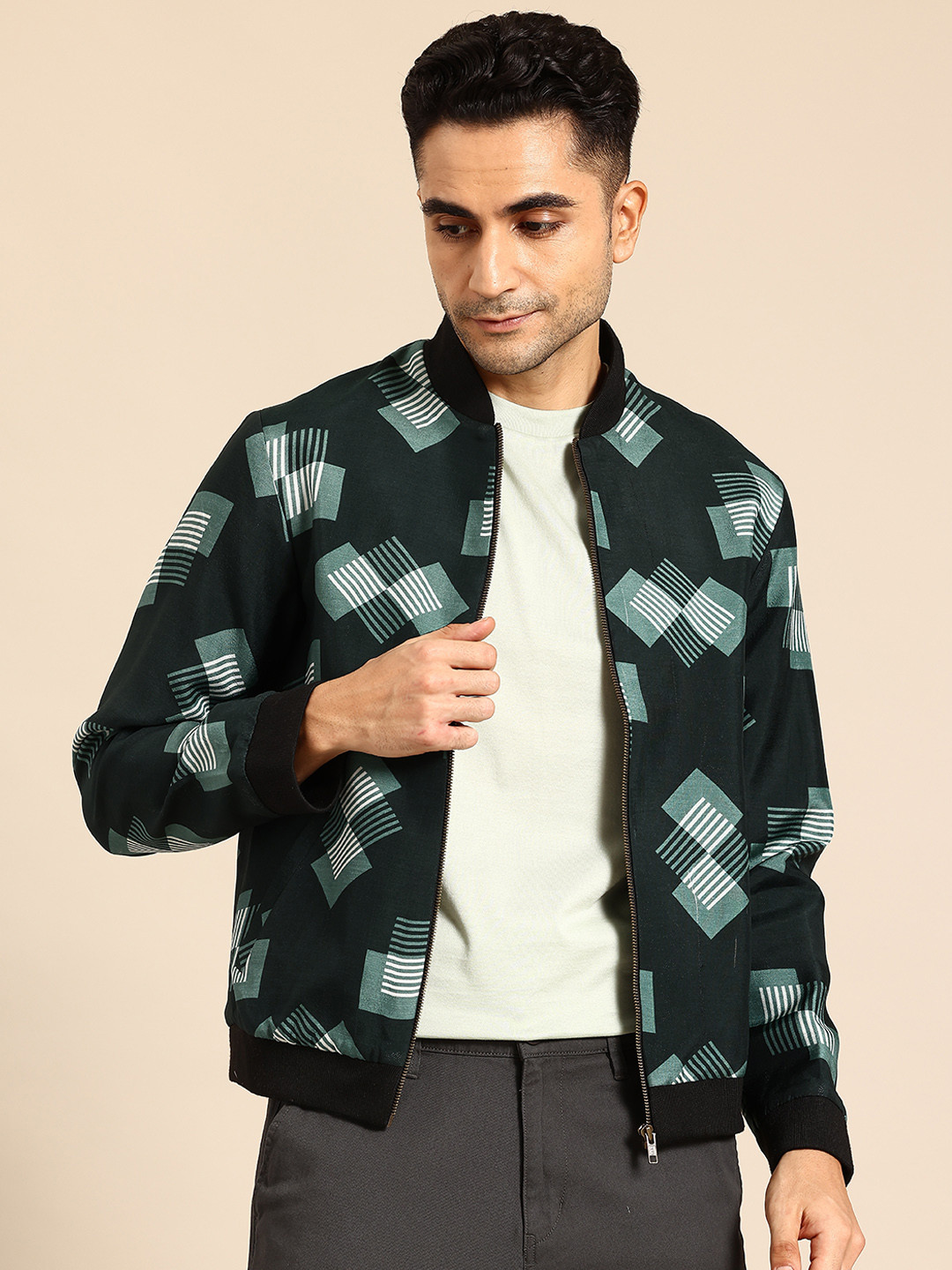 

Sayisha Men Geometric Lightweight No Open Front Jacket, Multi