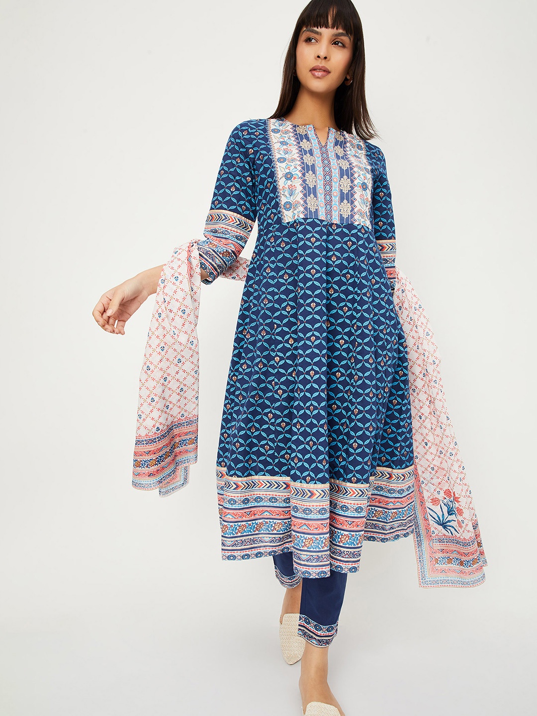 

max Floral Printed Notched Neck Kurta with Trousers & With Dupatta, Blue