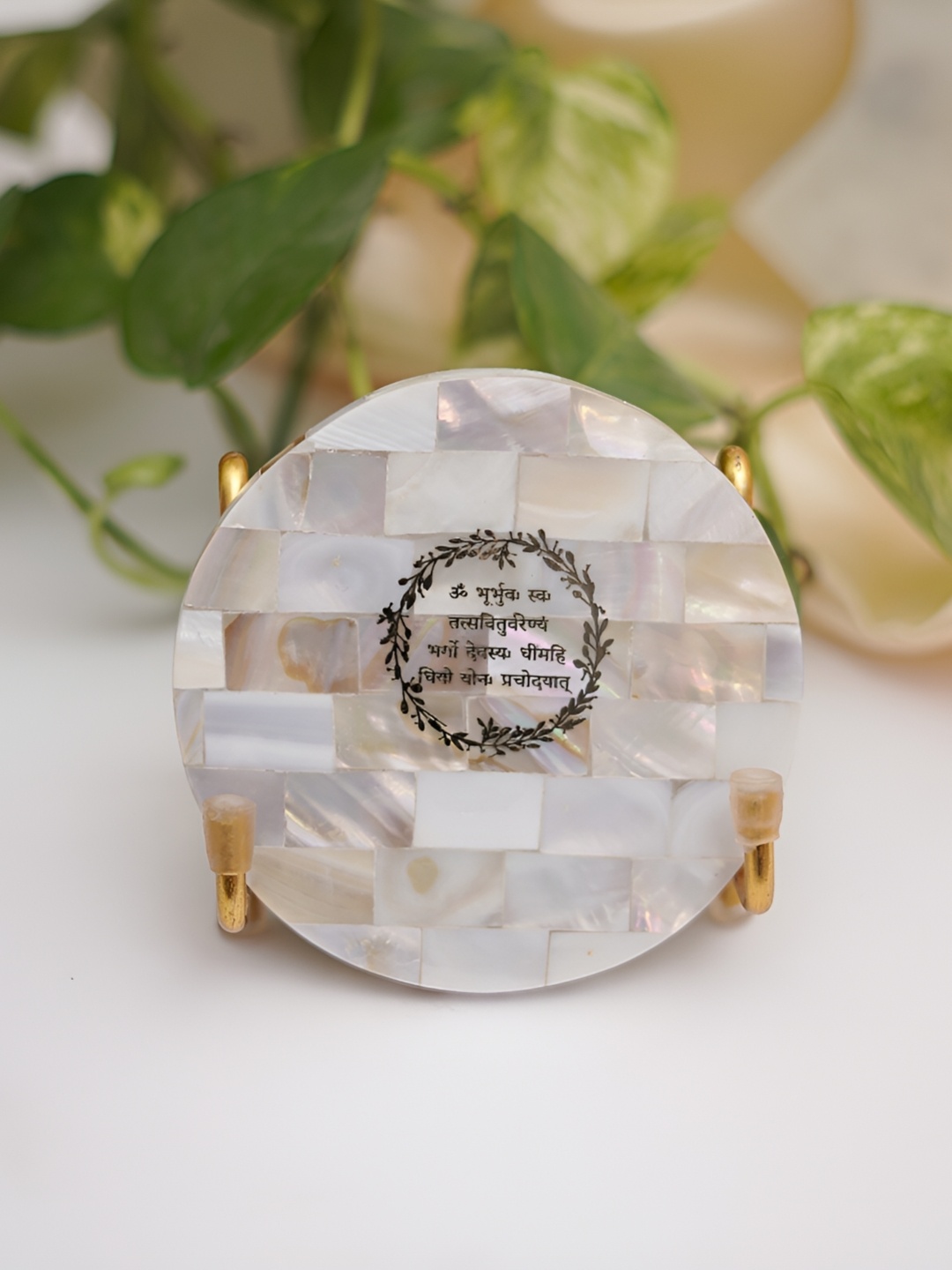 

HOMEARTE Off White Mother of Pearl with Metal Holder Religious Idol Showpiece