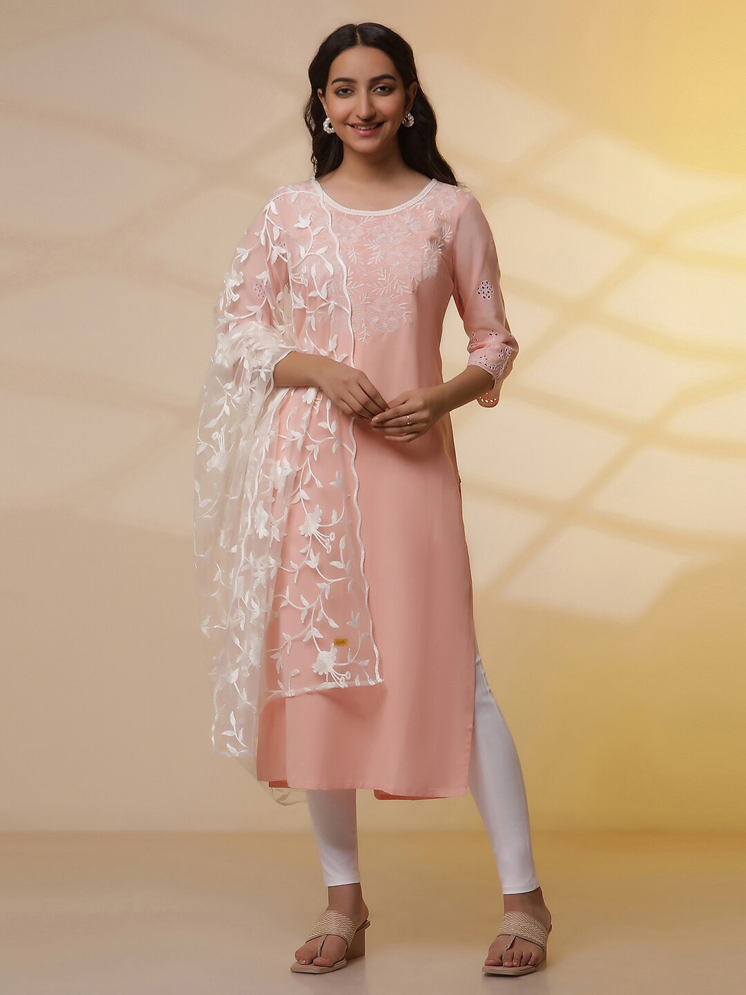 

AURELIA Floral Embroidered Thread Work Yoke Design Schiffli Kurta With Trousers & Dupatta, Pink