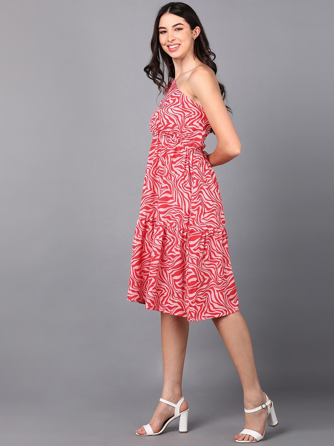 

Fashfun Abstract Print Halter Neck Crepe A-Line Midi Dress, Red