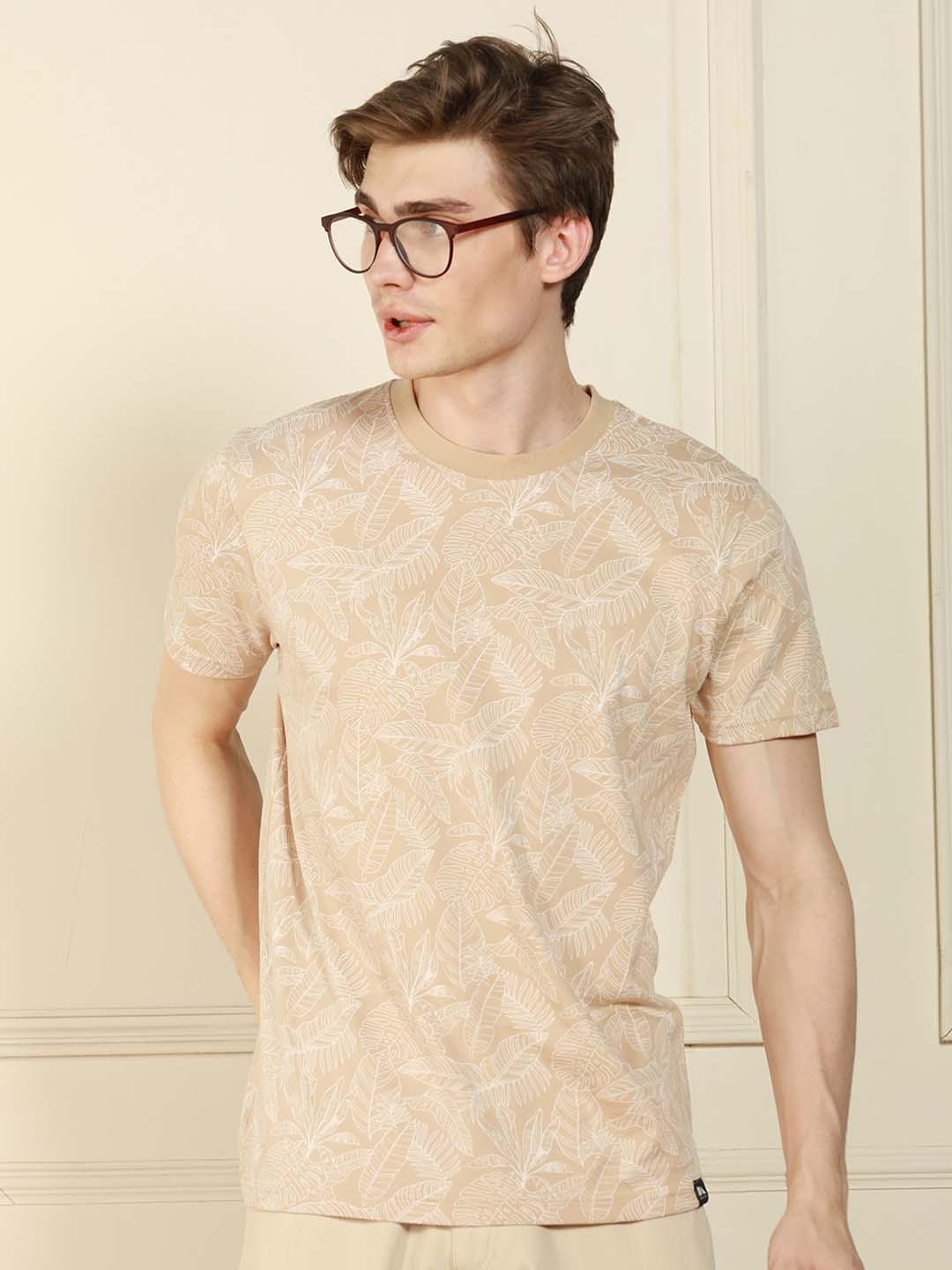 

Dennis Lingo Men Round Neck T-shirt, Off white