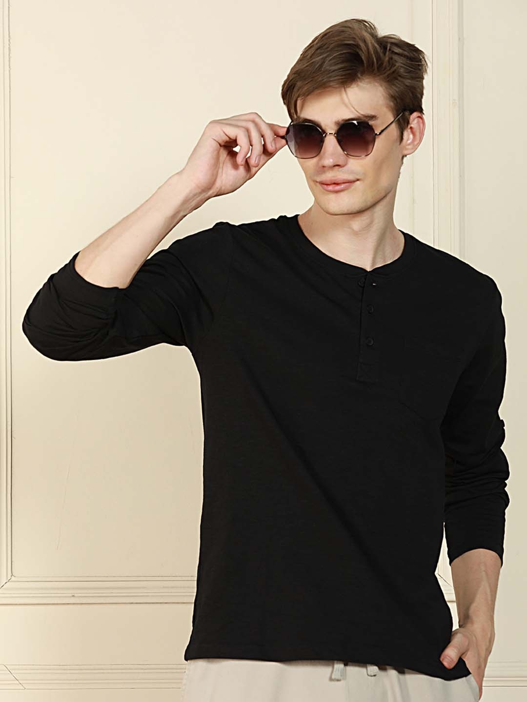 

Dennis Lingo Men Henley Neck Pockets T-shirt, Black