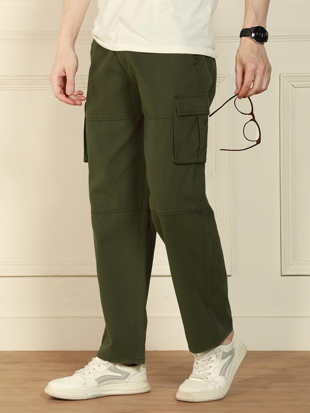 

Dennis Lingo Men Mid-Rise Loose Fit Cotton Cargos Trouser, Olive