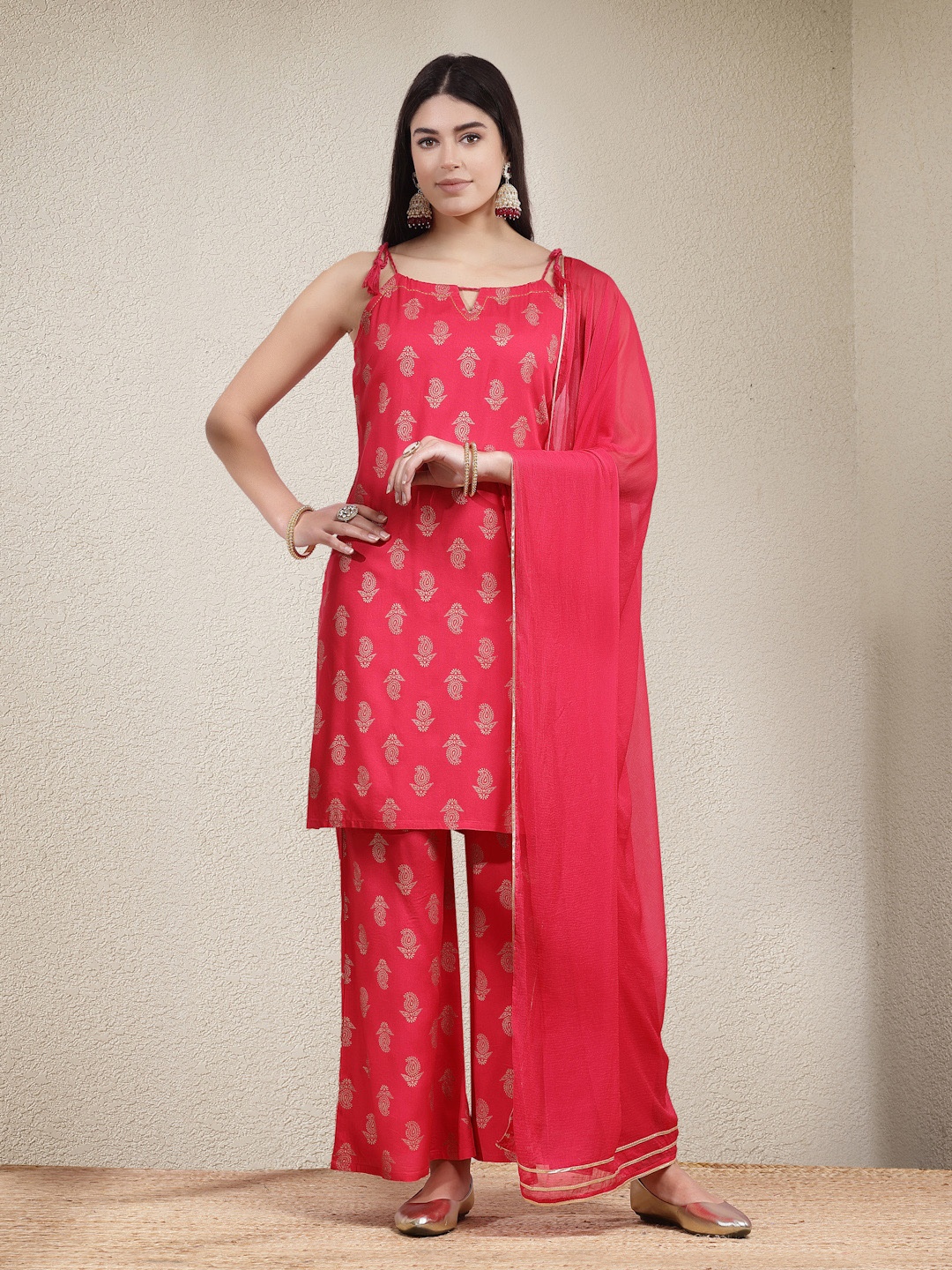 

Stylum Paisley Printed Tie-Up Neck Shoulder Straps Kantha Work Kurta Palazzos & Dupatta, Pink