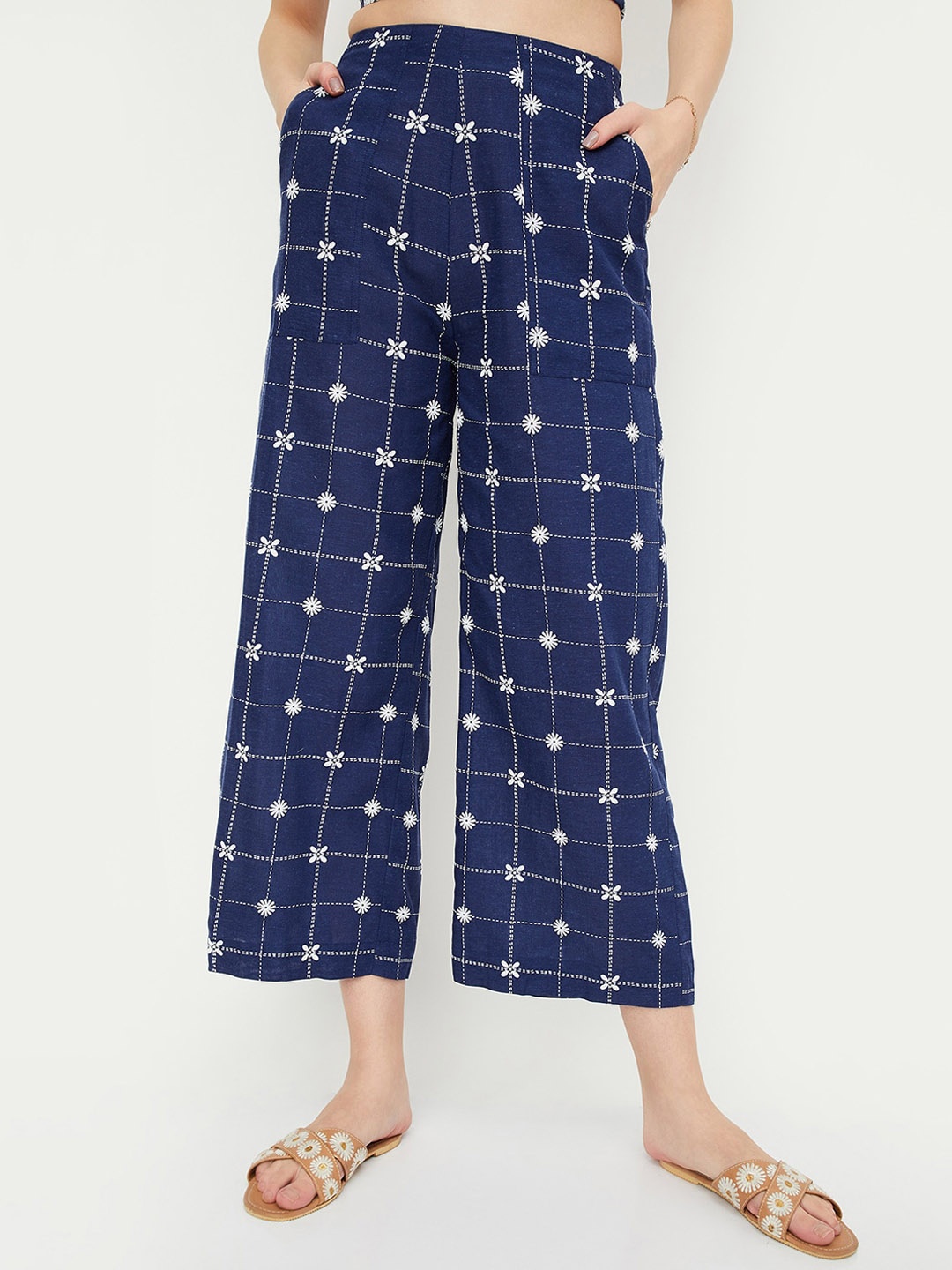 

max Women Mid-Rise Floral Printed Trousers, Navy blue