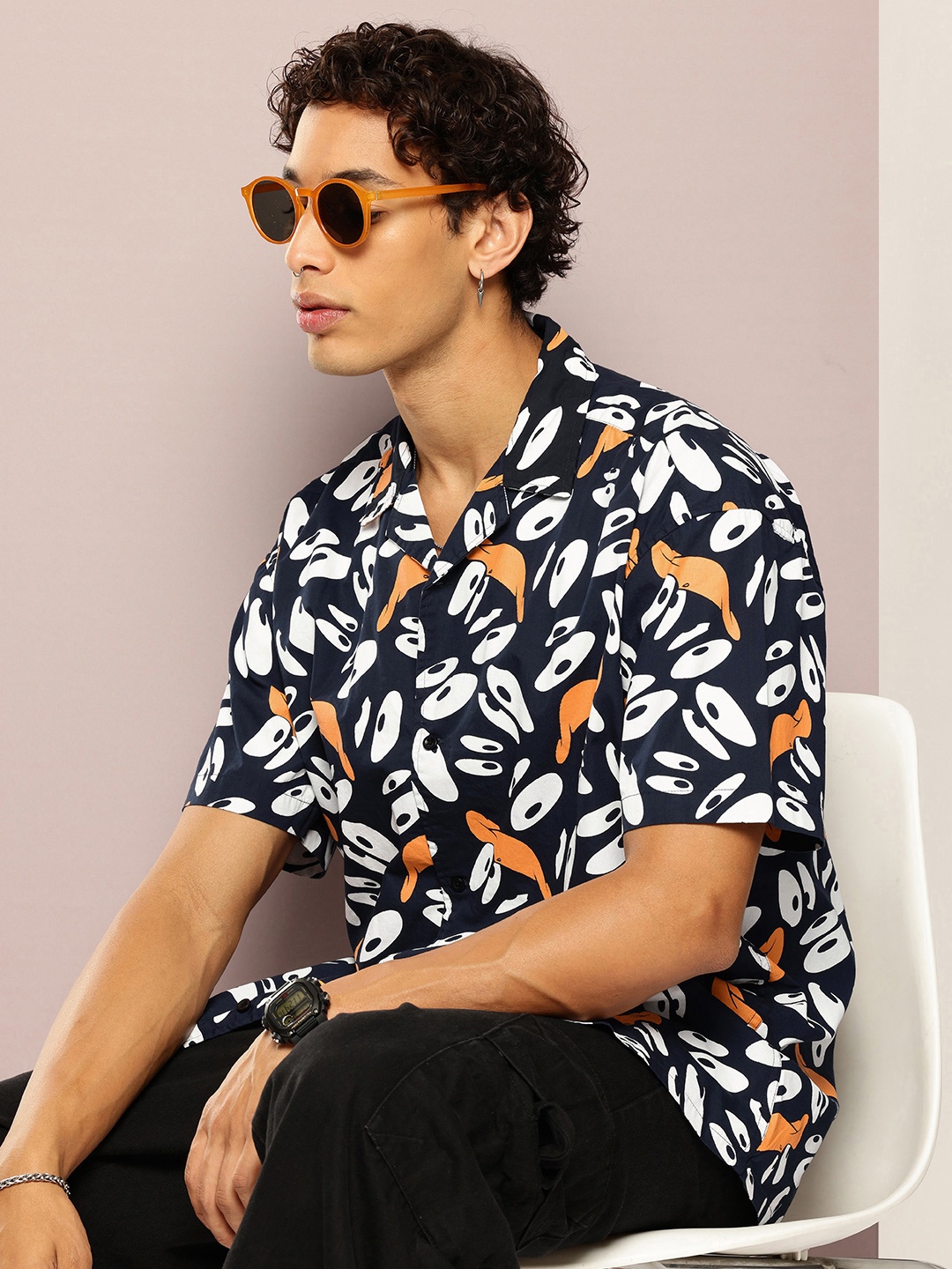 

Kook N Keech Looney Tunes Printed Pure Cotton Oversized Casual Shirt, Navy blue
