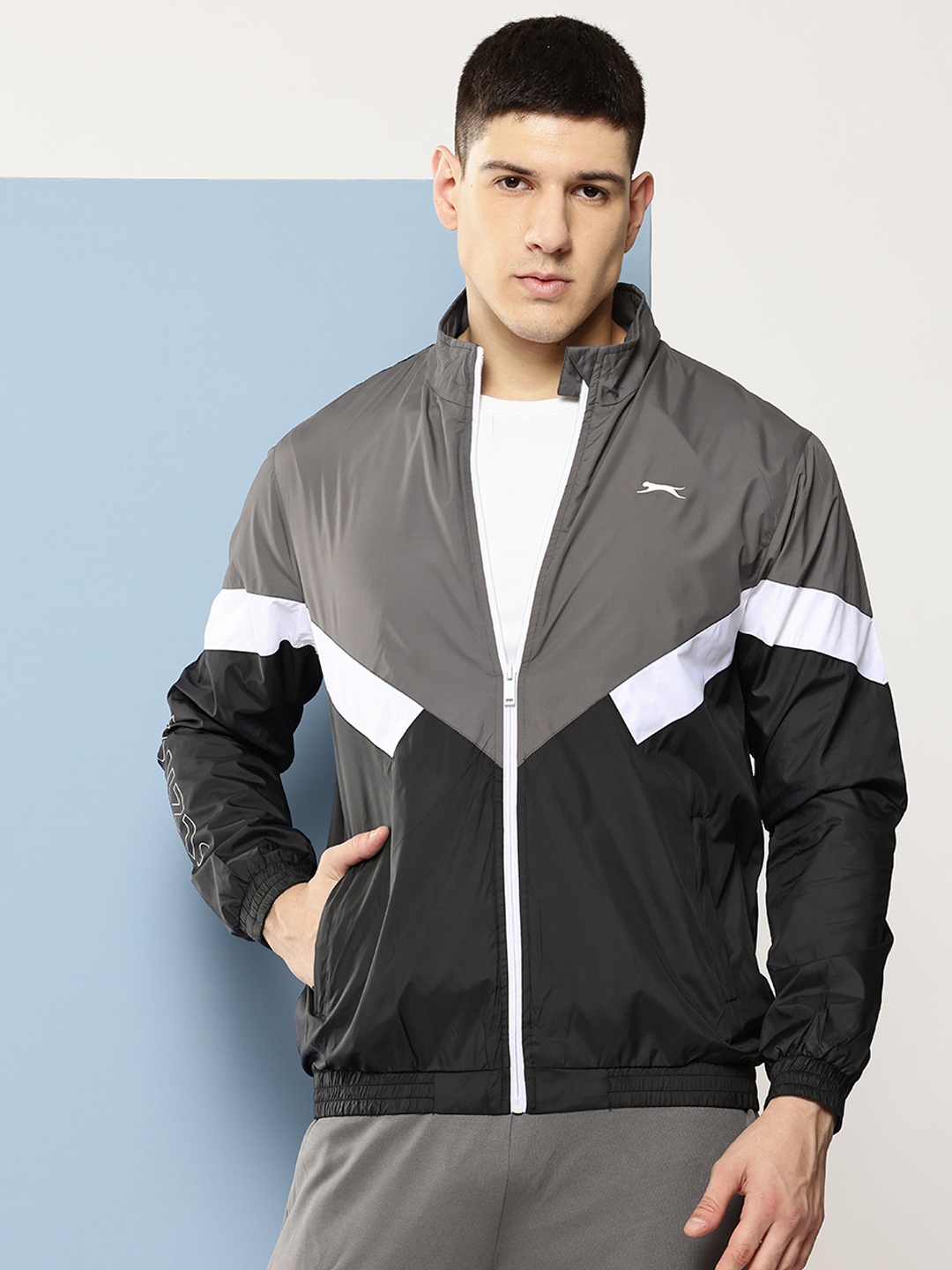 

Slazenger Ultra Dry Colourblocked Sporty Jacket, Grey