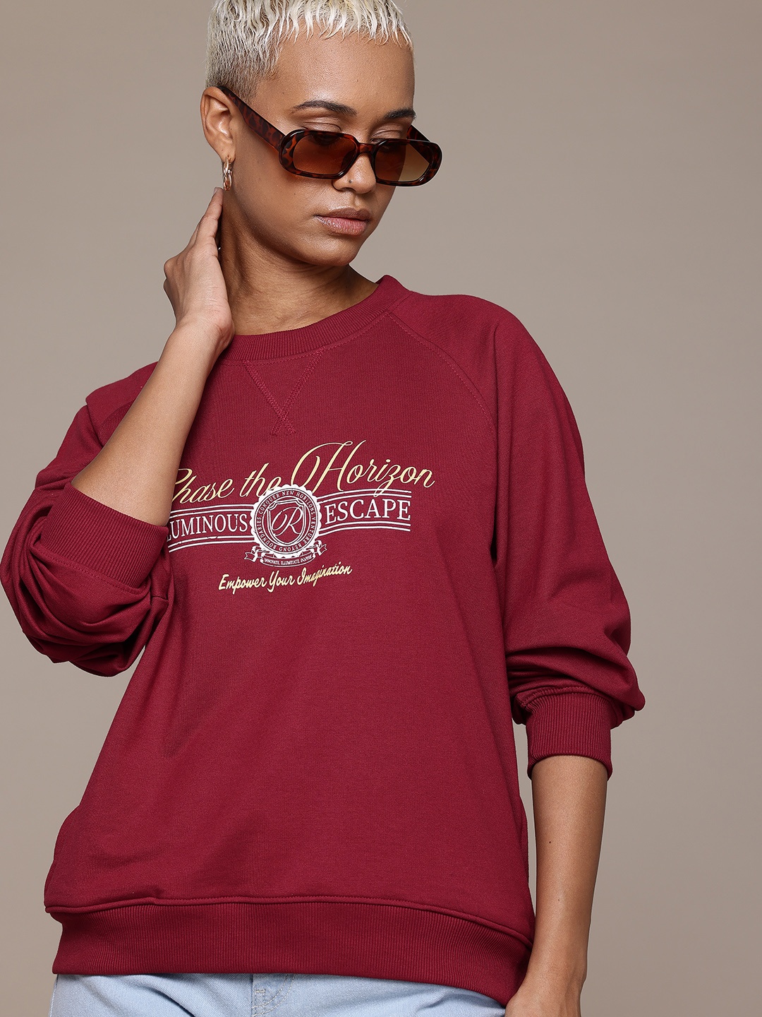 

The Roadster Lifestyle Co. Women Printed Sweatshirt, Maroon