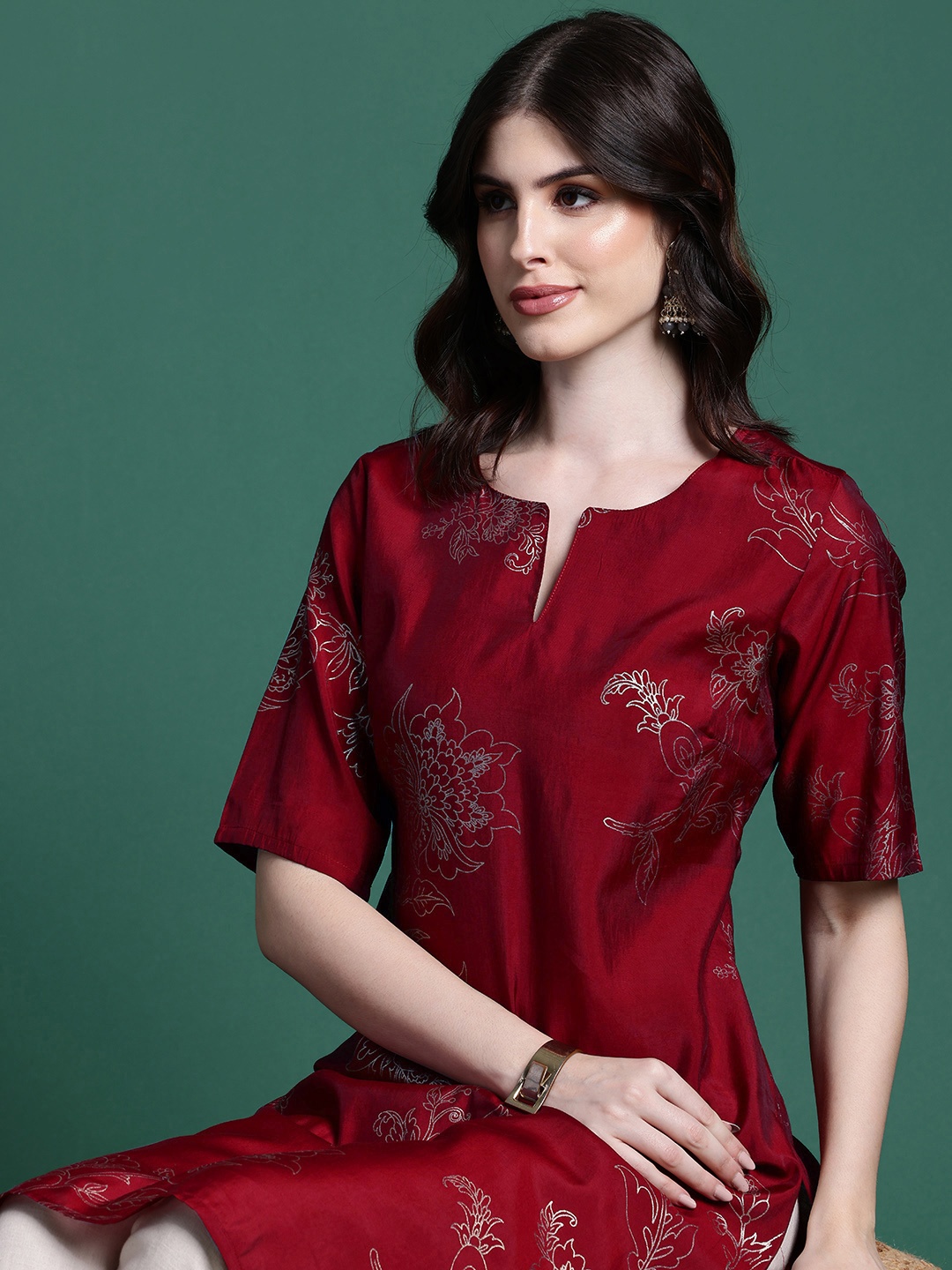 

Sangria Floral Printed Floral Kurta, Maroon