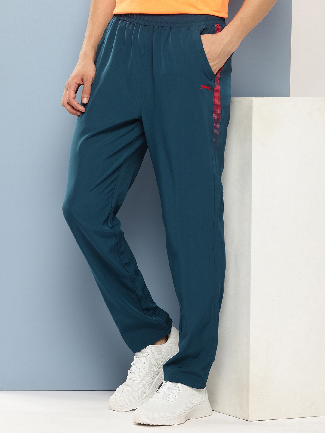 

Slazenger Men Regular Fit Track Pants, Teal